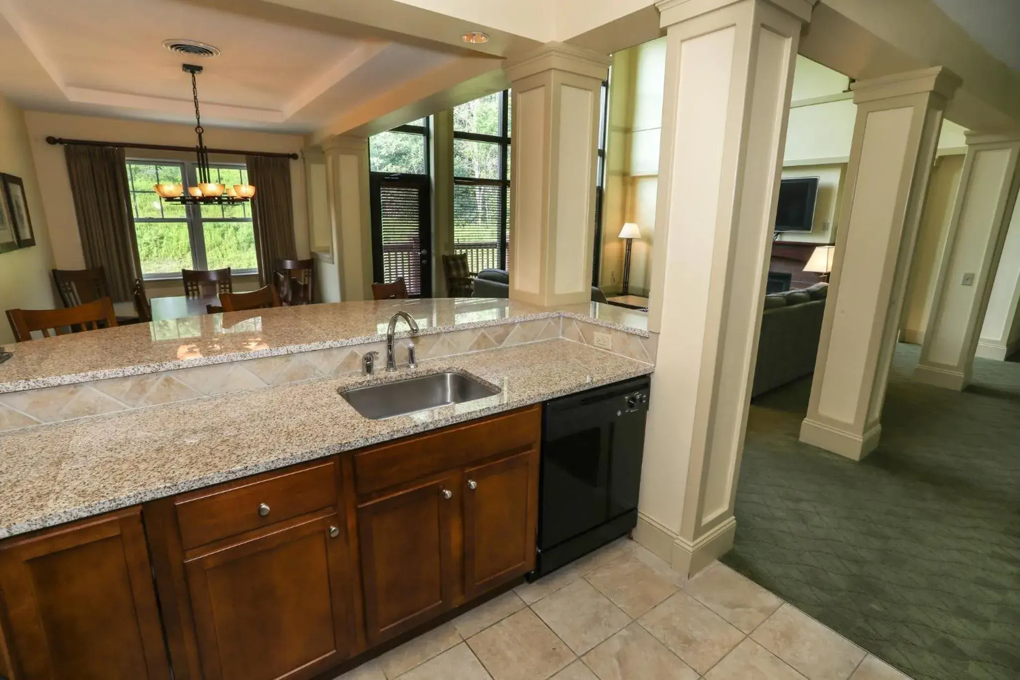 Kitchen or kitchenette, Bathroom in Kaatskill Mountain Club and Condos by Hunter Mountain
