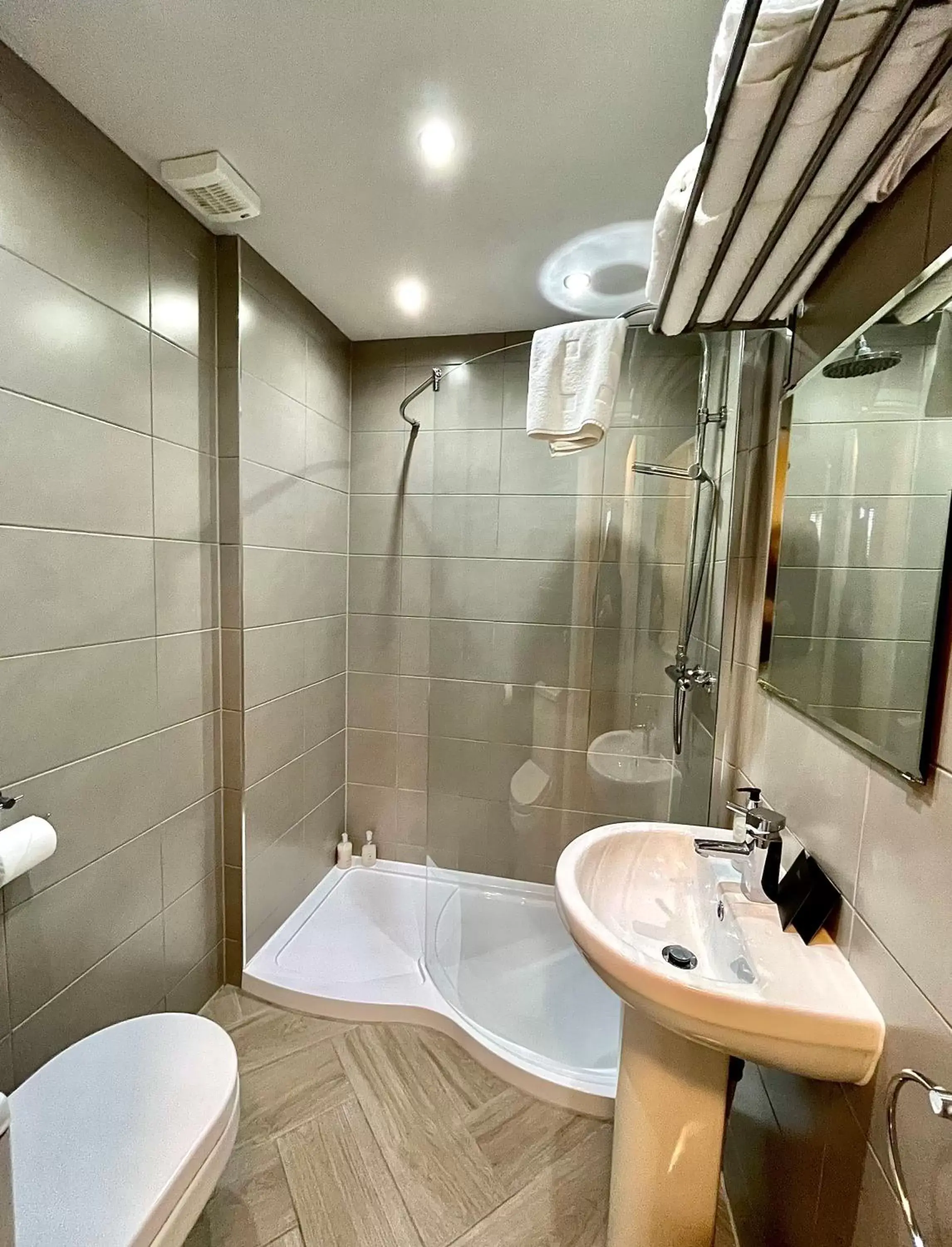 Bathroom in Mode Apartments St Annes