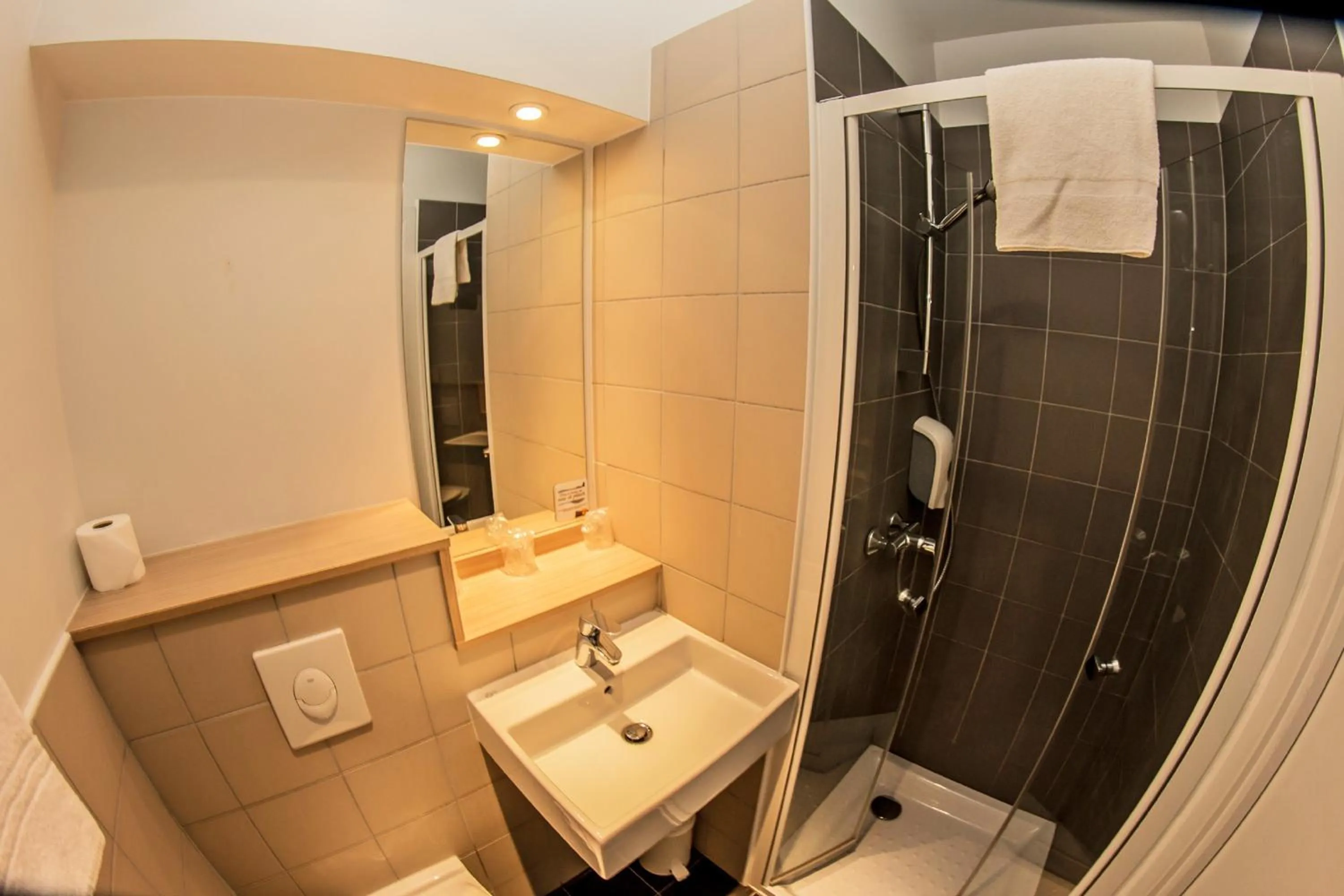 Other in Première Classe Thionville