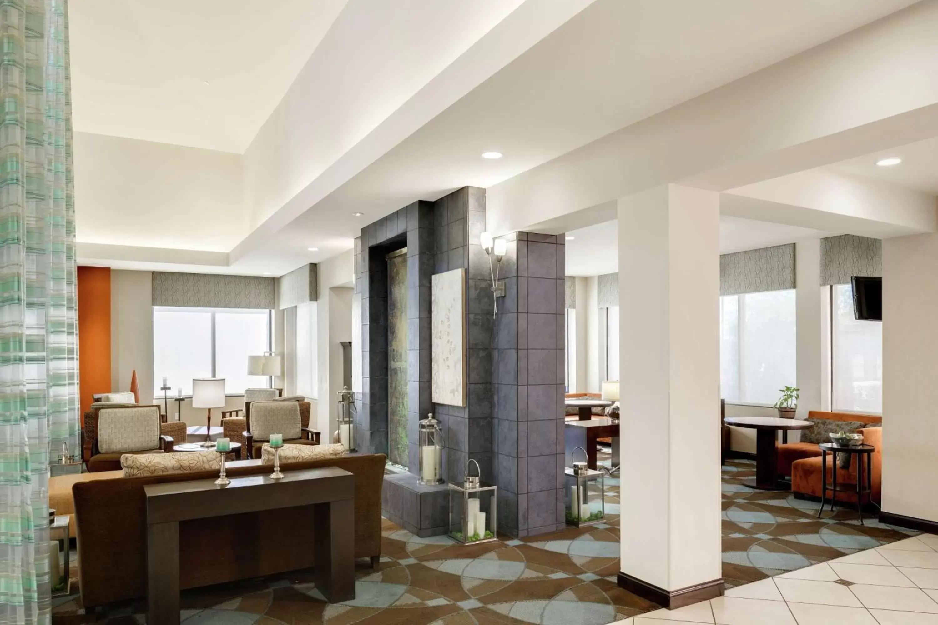 Lobby or reception, Restaurant/Places to Eat in Hilton Garden Inn Phoenix North Happy Valley
