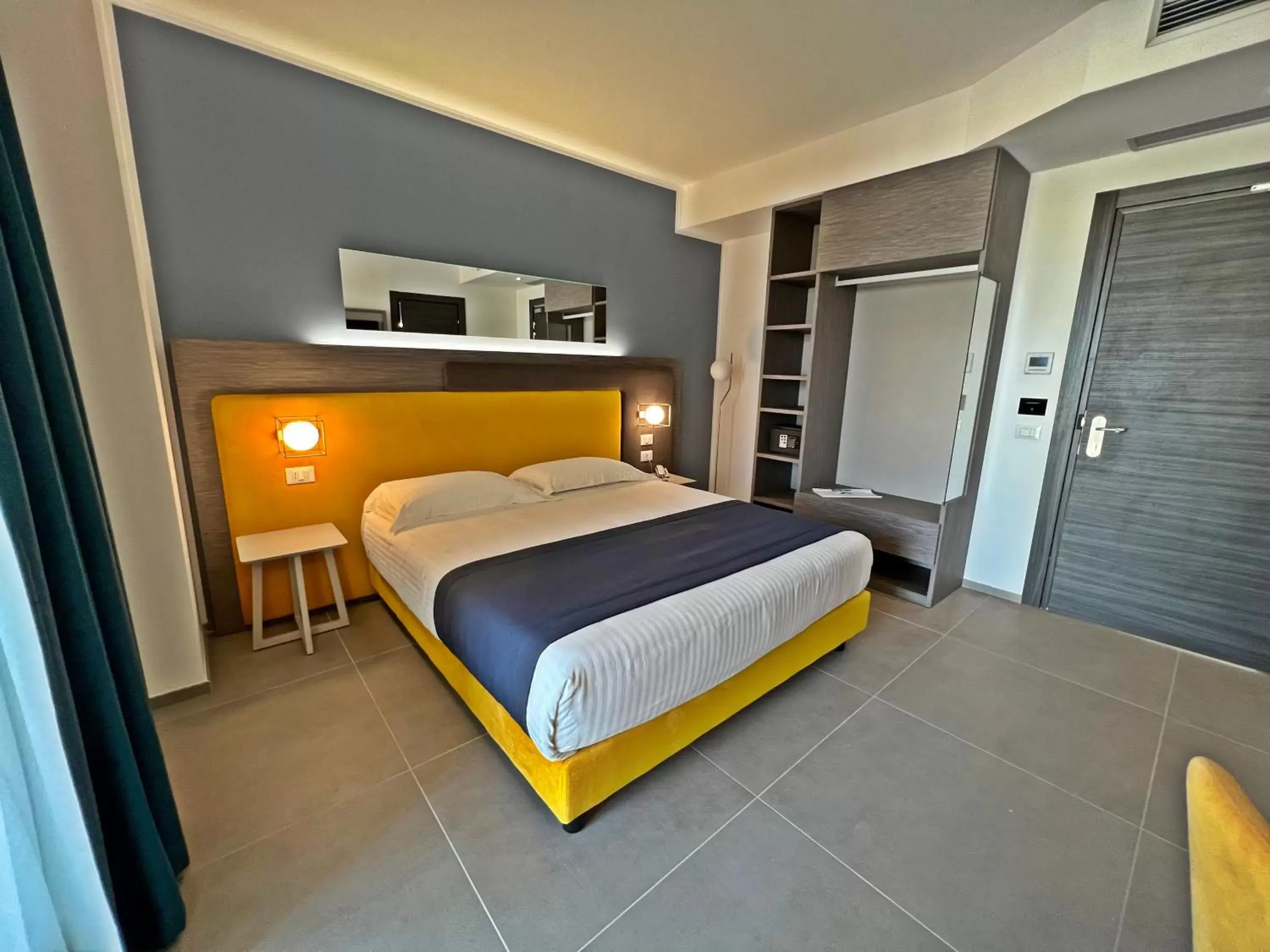 Bed in Resort La Battigia Beach & Spa