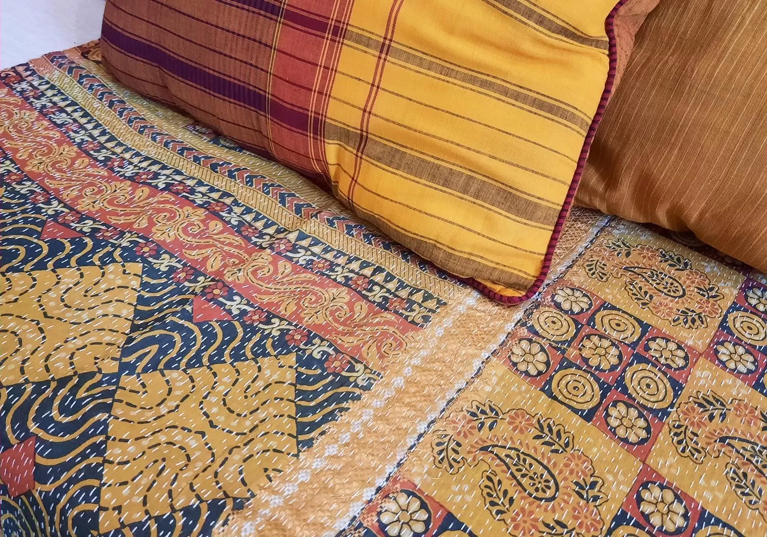 Decorative detail, Bed in Saratha Vilas Chettinad