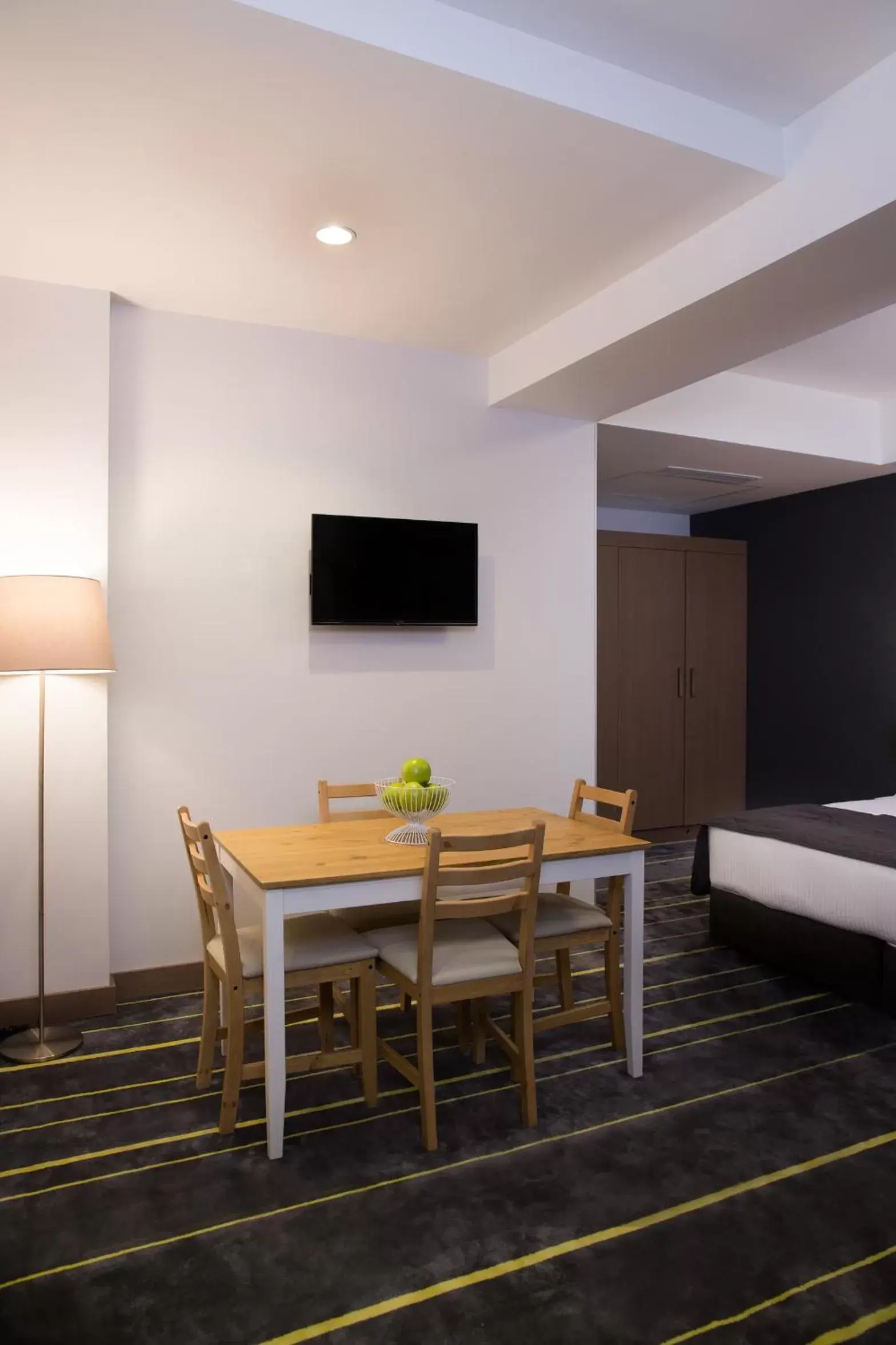 Kitchen or kitchenette, TV/Entertainment Center in Nova Hotel Yerevan