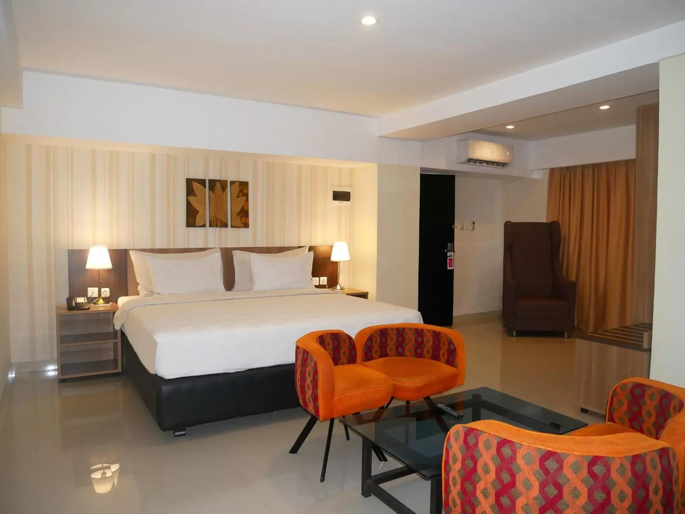 Bedroom, Bed in Swiss-Belhotel Makassar