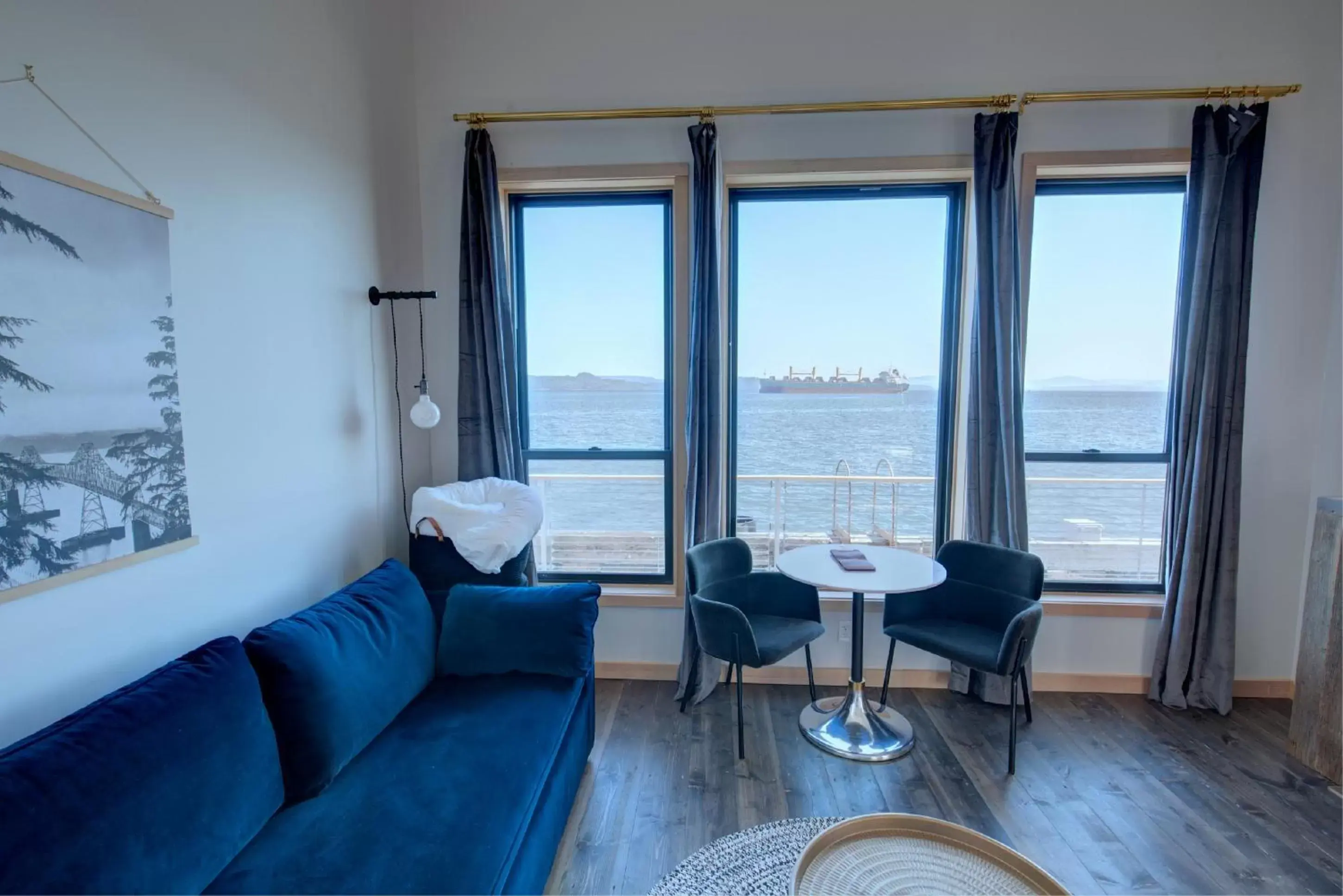 One-Bedroom Suite in Bowline Hotel One-Bedroom Suite in Bowline Hotel