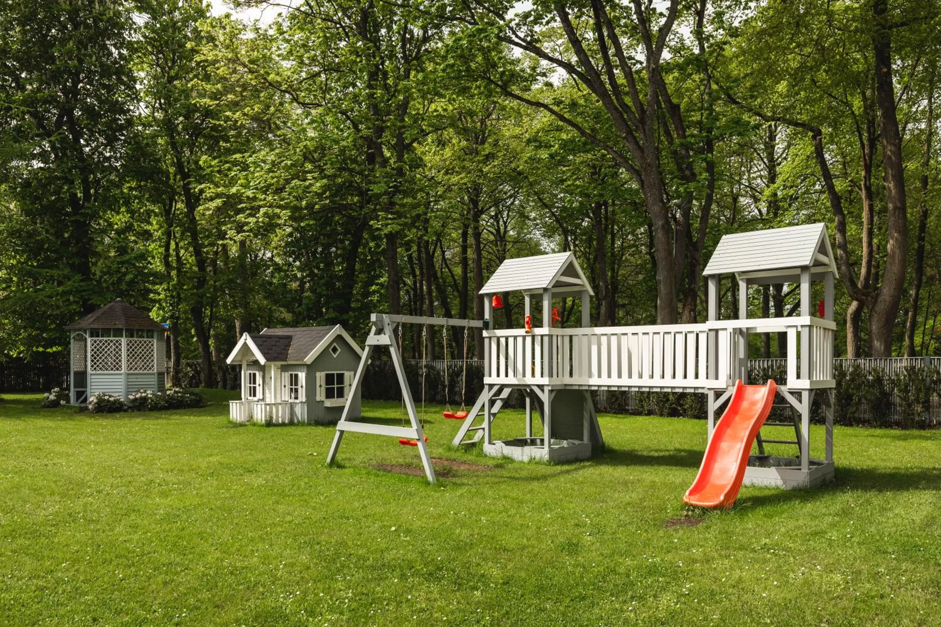 Children play ground in Roze Boutique Hotel