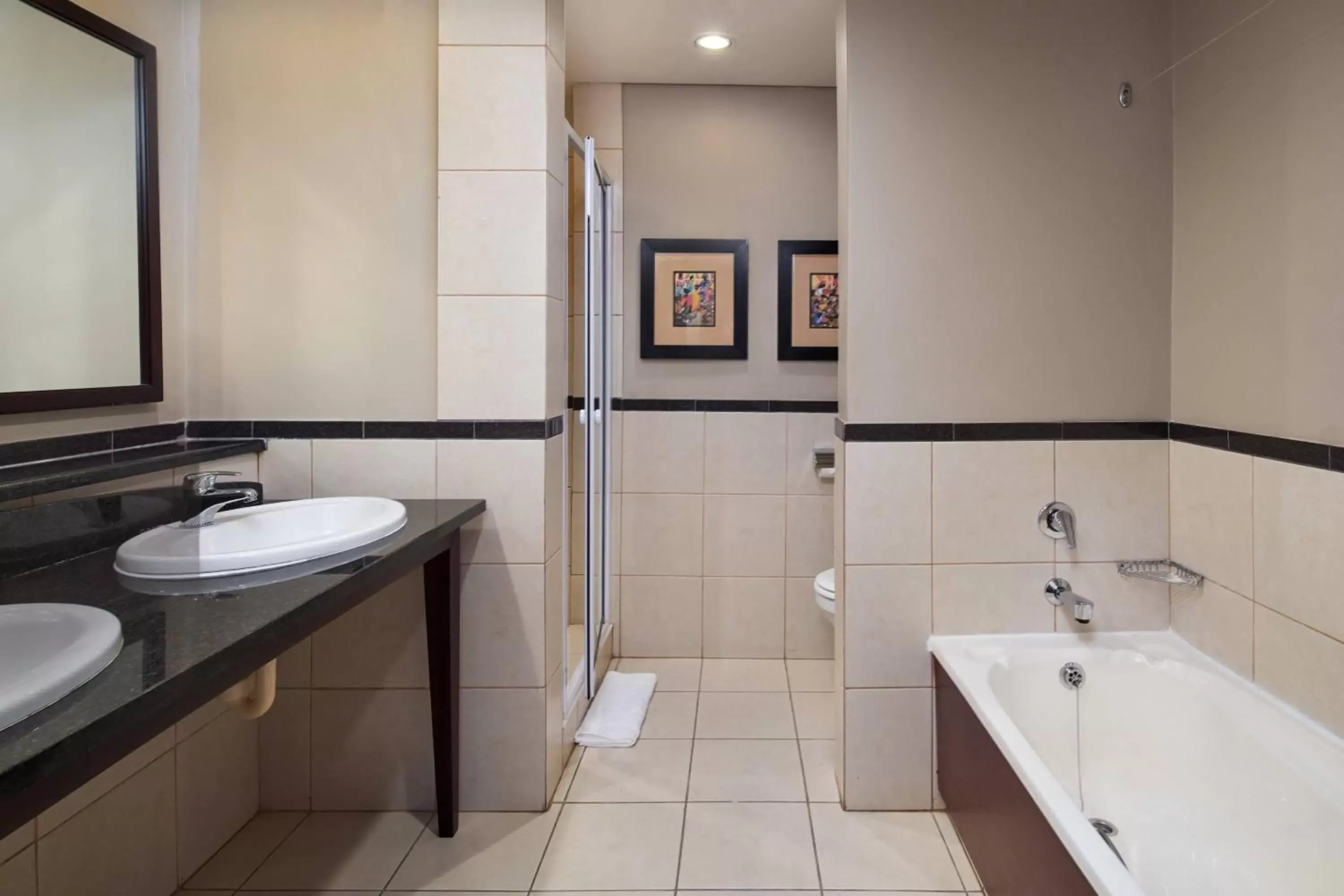 Bathroom in Protea Hotel by Marriott Blantyre Ryalls