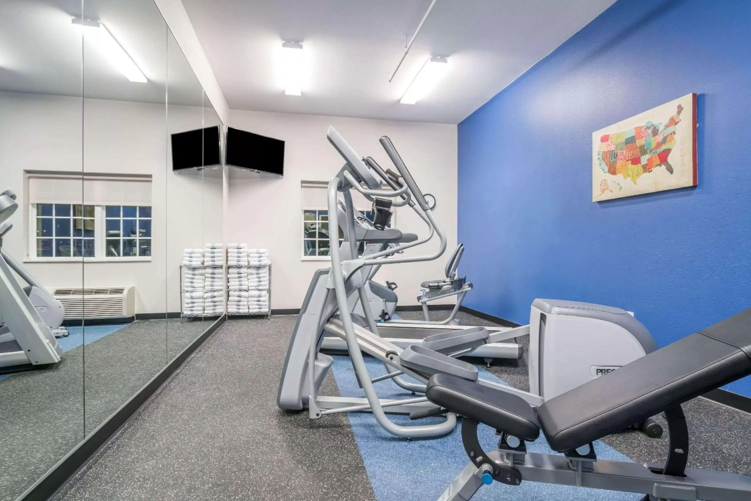 Fitness centre/facilities, Fitness Center/Facilities in Microtel Inn & Suites by Wyndham Rochester South Mayo Clinic
