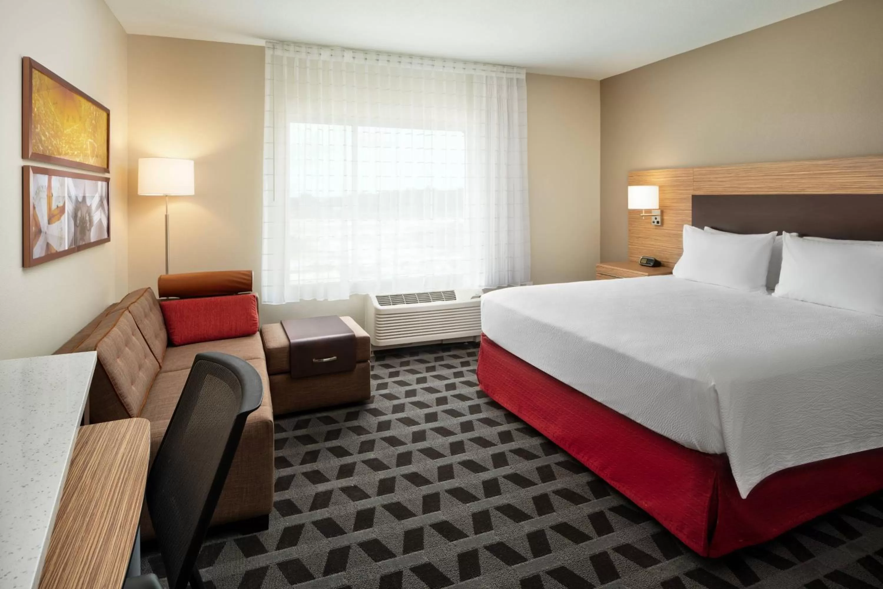 Photo of the whole room, Bed in TownePlace Suites by Marriott Leesburg