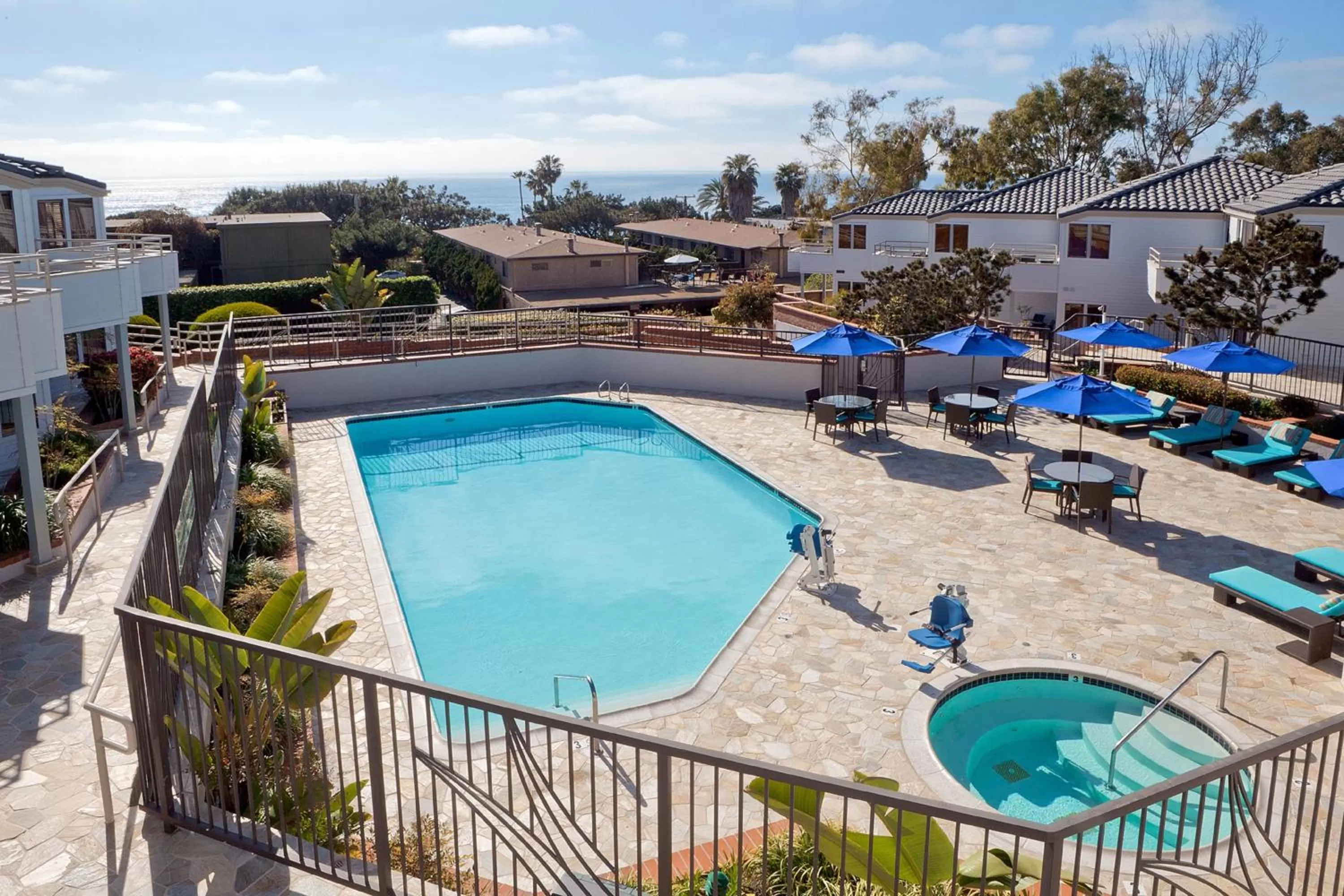 Swimming pool in Hotel Indigo San Diego Del Mar by IHG