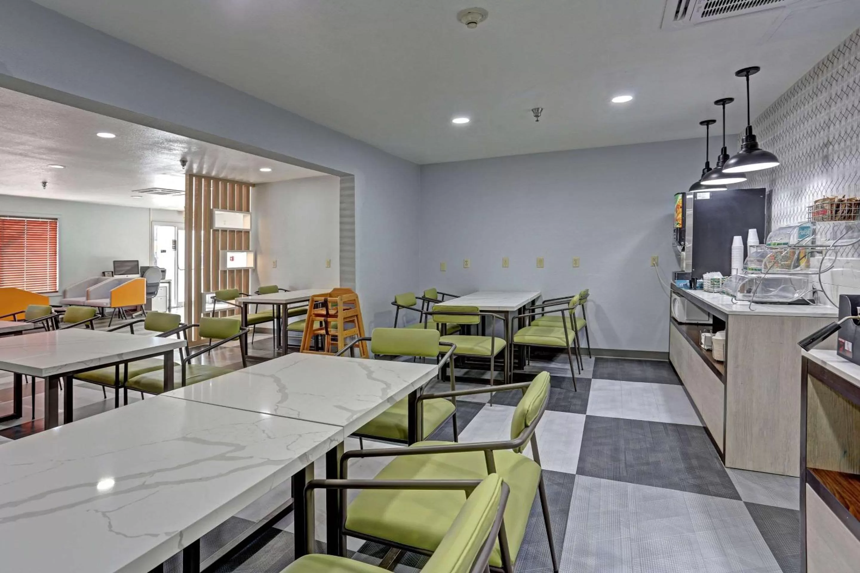 Restaurant/places to eat in Quality Inn Pierre-Fort Pierre