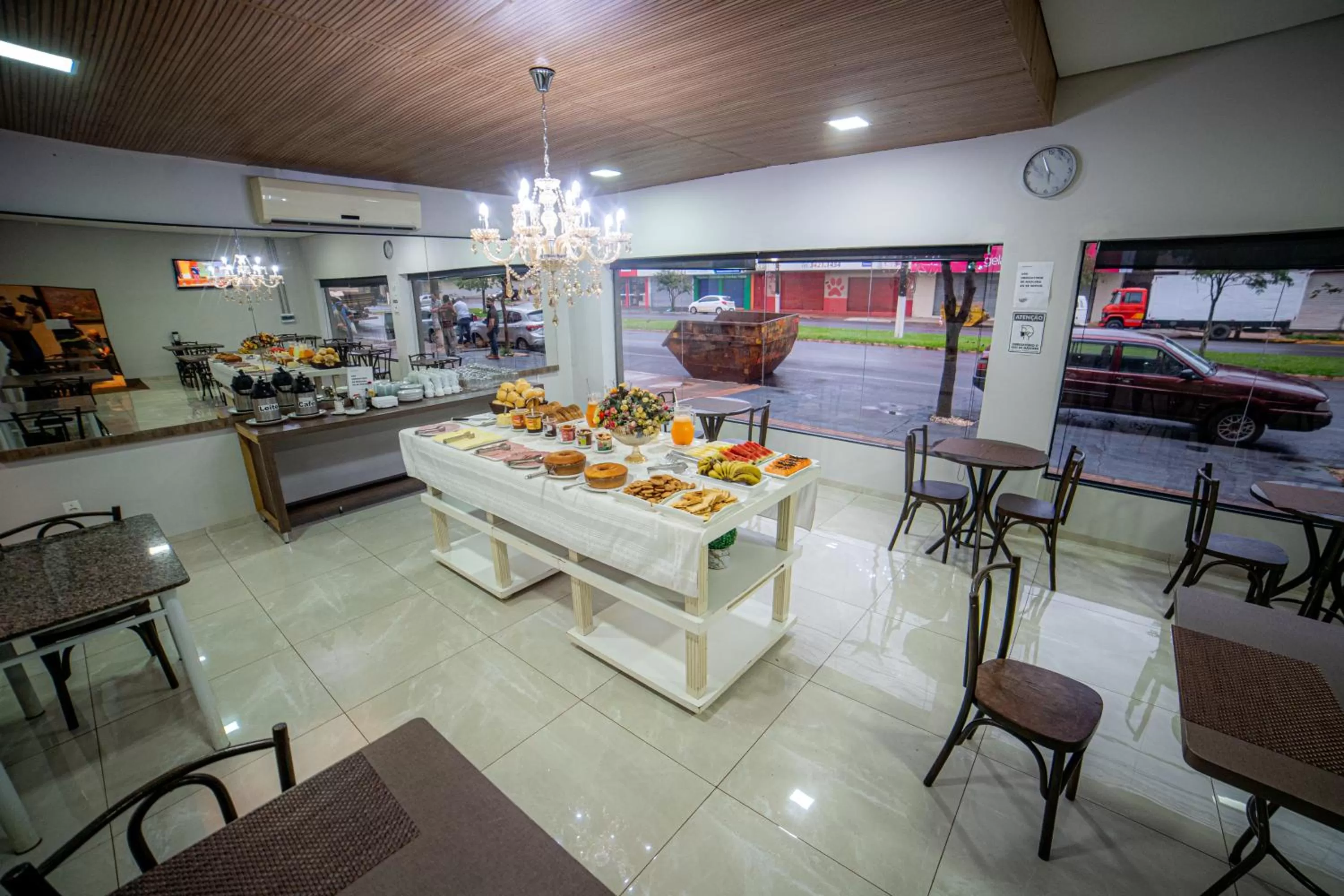 Food and drinks in Hotel Monte Carlo