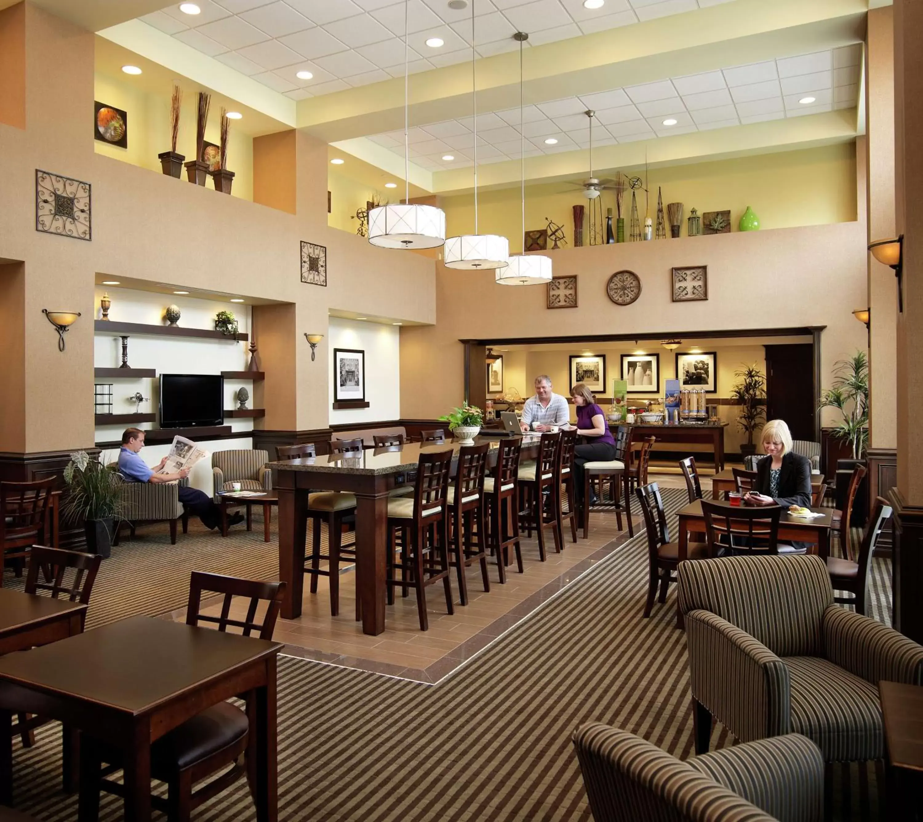 Lobby or reception, Restaurant/Places to Eat in Hampton Inn by Hilton North Bay
