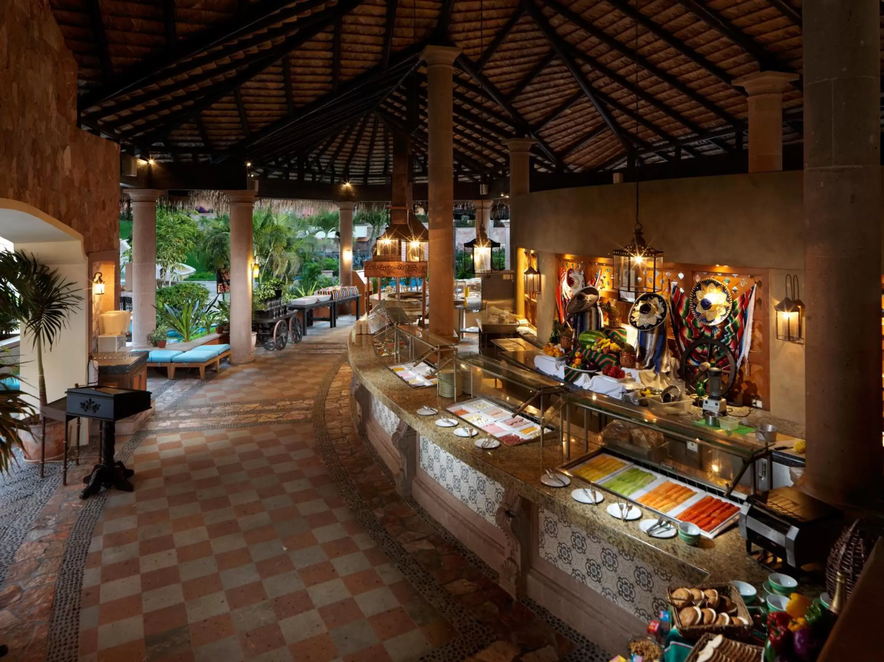 Restaurant/places to eat, Lounge/Bar in Playa Grande Resort