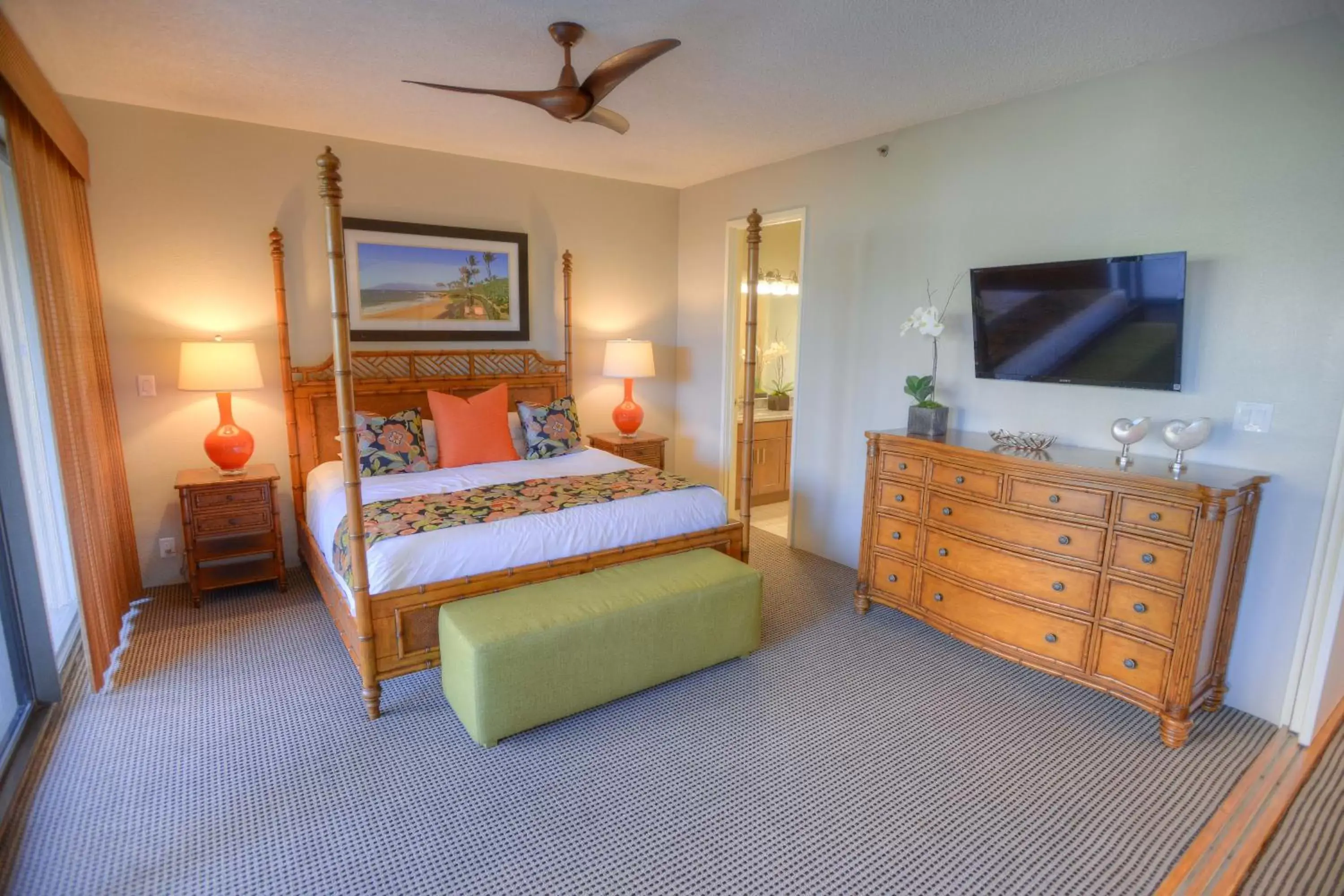 Bedroom, Bed in Sands of Kahana Vacation Club