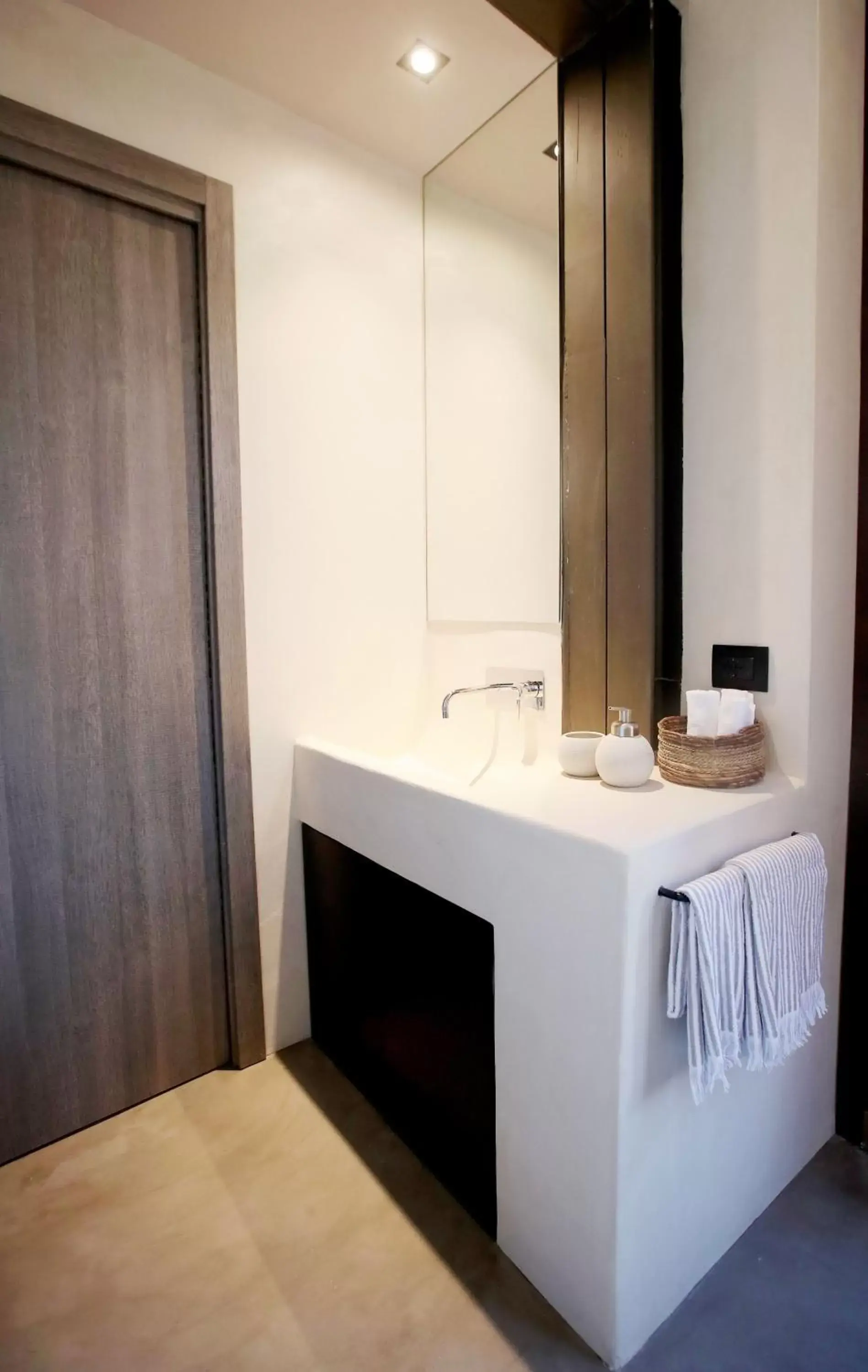 Bathroom in Casa Nostra Luxury Suites