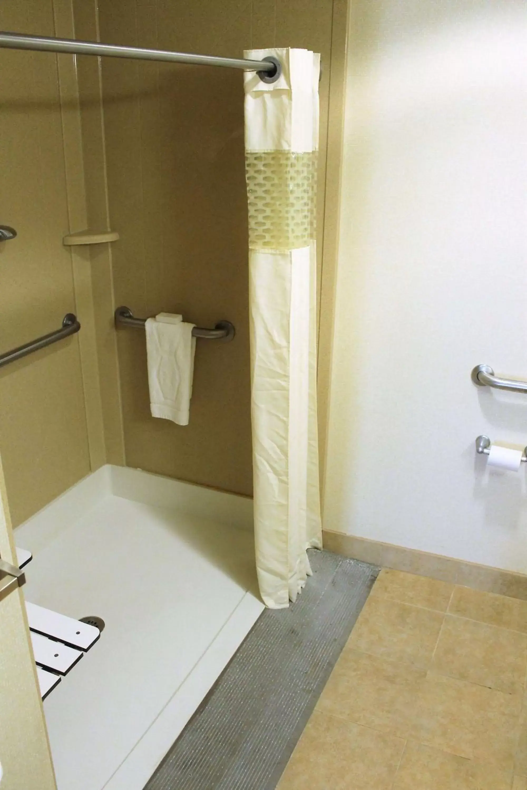 Bathroom in Hampton Inn By Hilton And Suites New Iberia