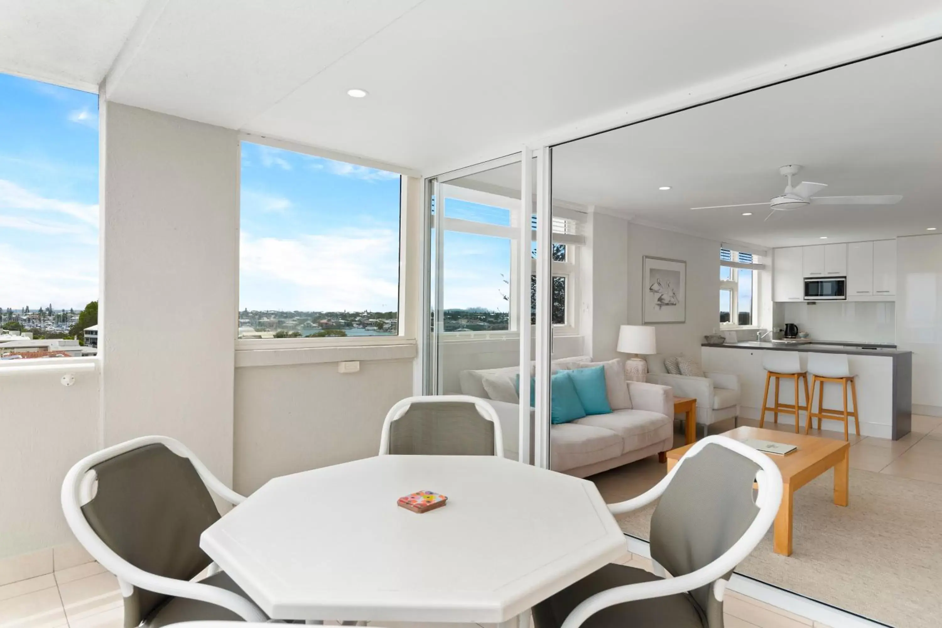 Balcony/Terrace, Dining Area in 84 The Spit Holiday Apartments