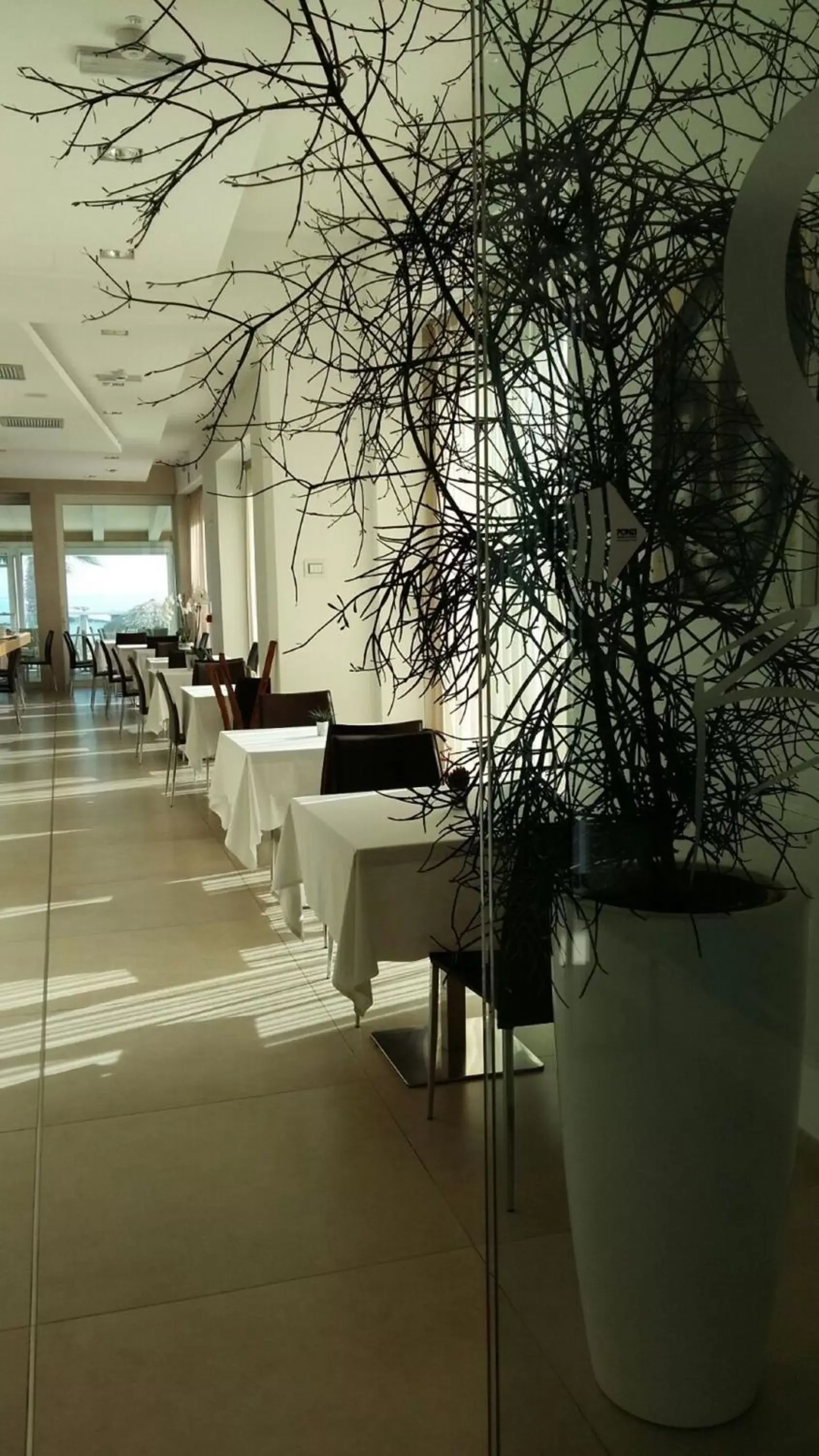 Restaurant/places to eat, Business Area/Conference Room in Baldinini Hotel