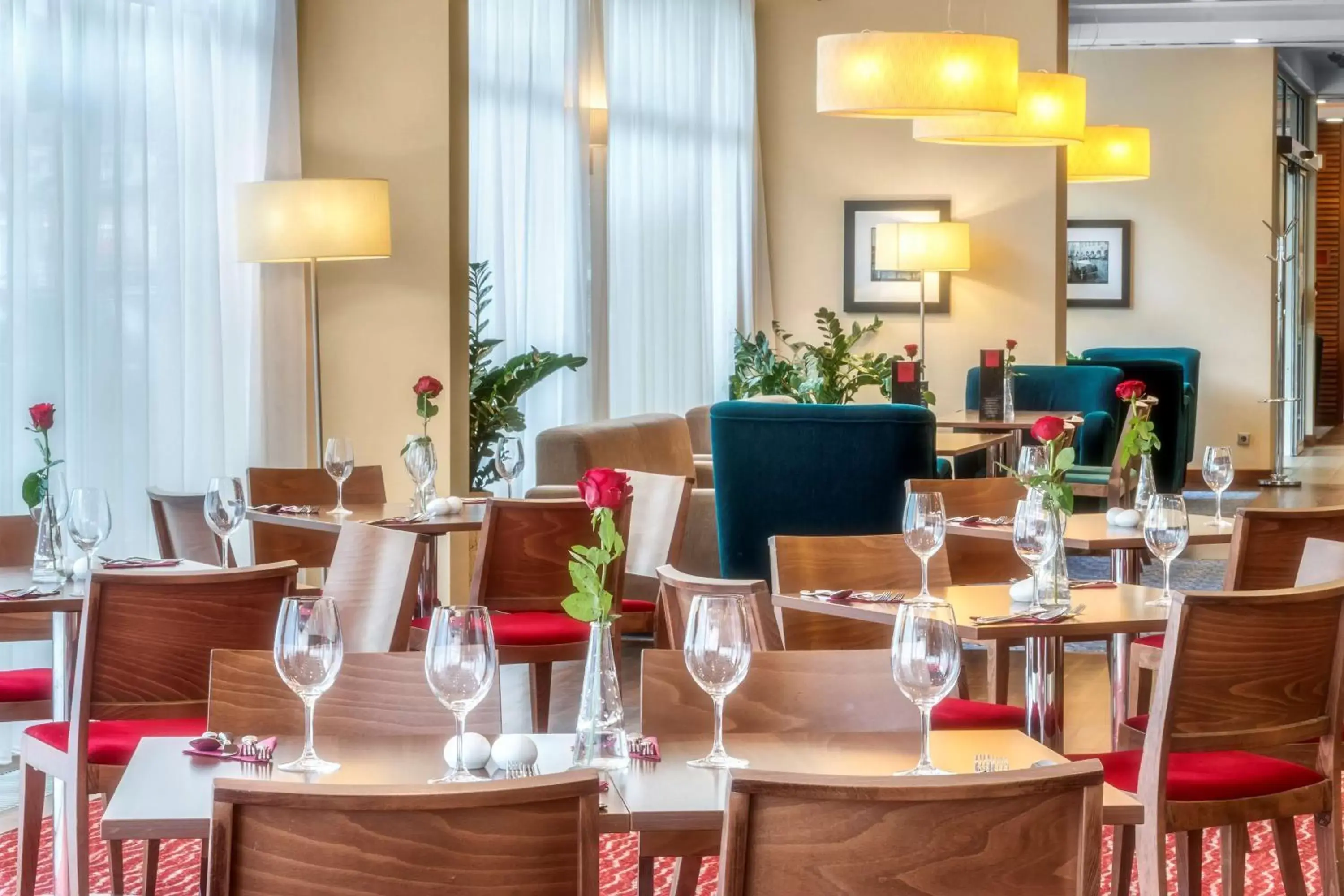 Dining area, Restaurant/Places to Eat in Hampton by Hilton Świnoujscie