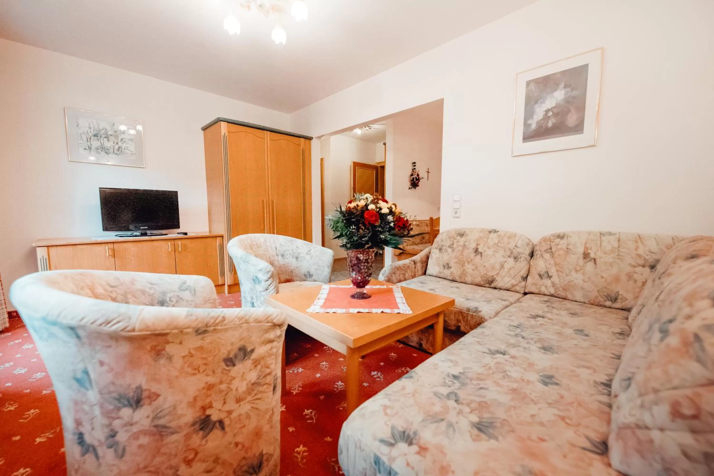 Living room in Zimmer & Ferienwohnungen Dandler