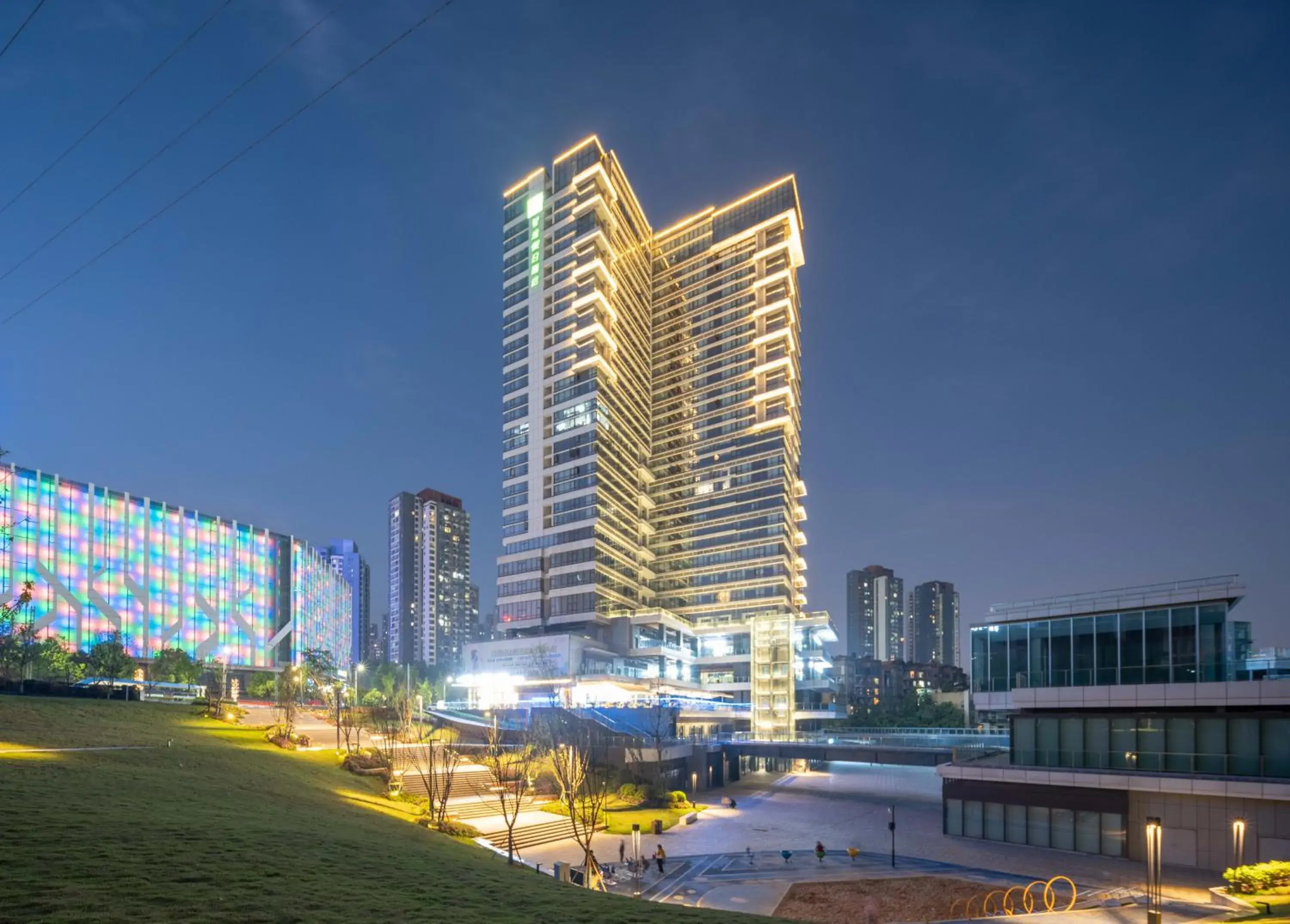 Property building, Neighborhood in Holiday Inn Express Chongqing Caiyun Lake, an IHG Hotel