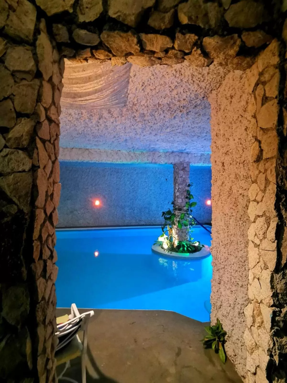 Swimming pool in Mayan Majesty Boutique Hotel