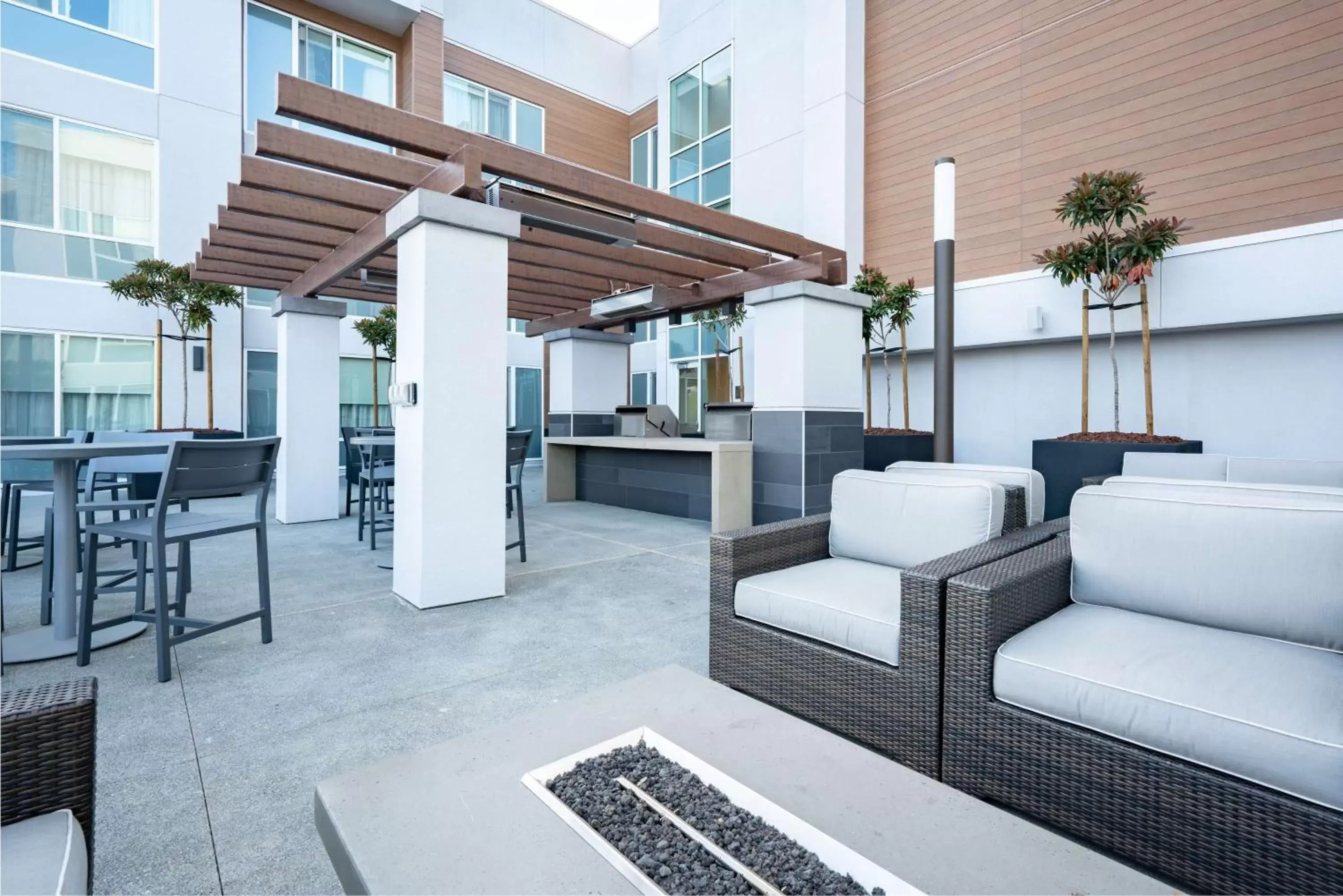 Patio in Homewood Suites By Hilton Sunnyvale-Silicon Valley, Ca