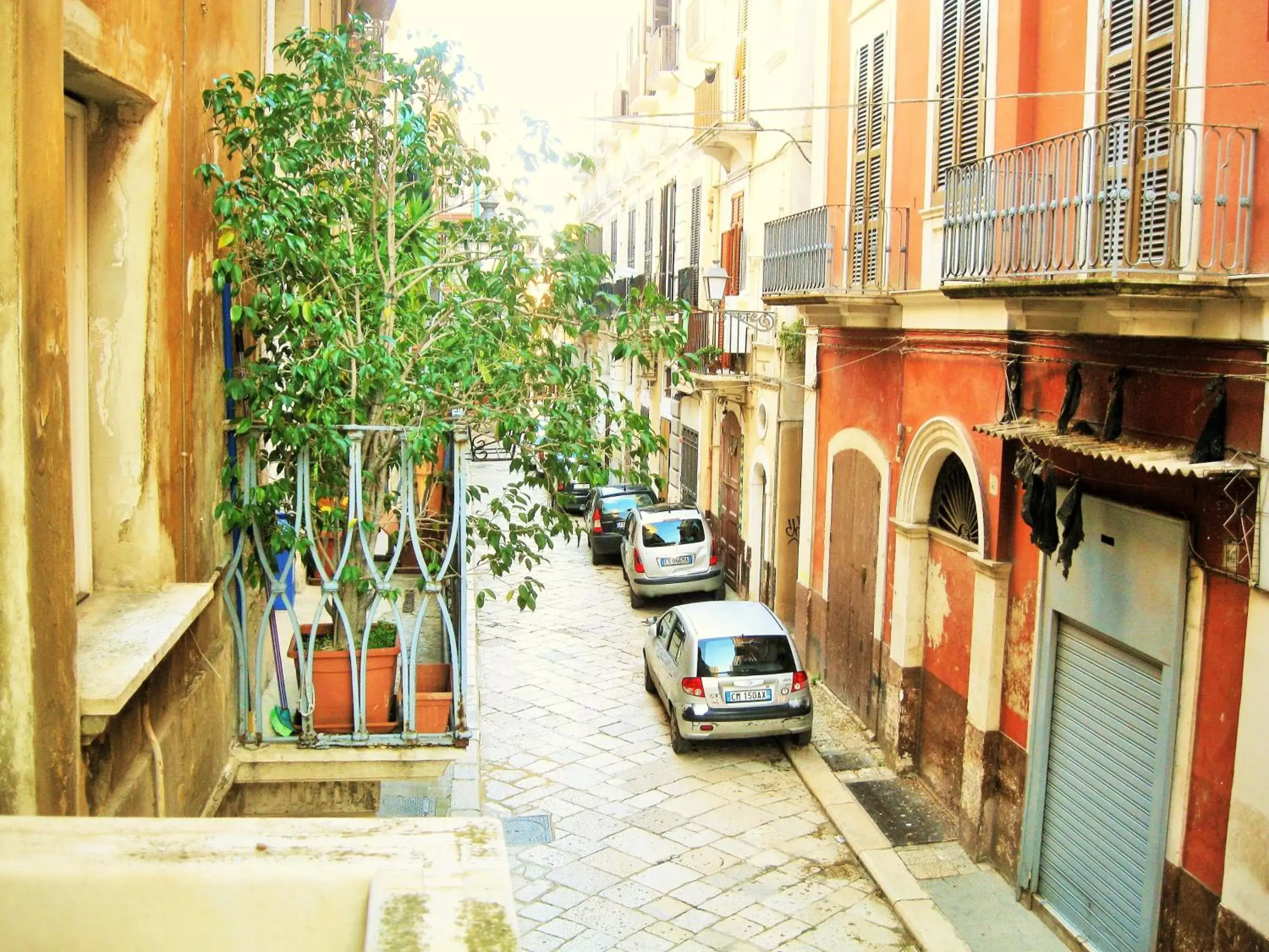 Property building, Neighborhood in L'Officina