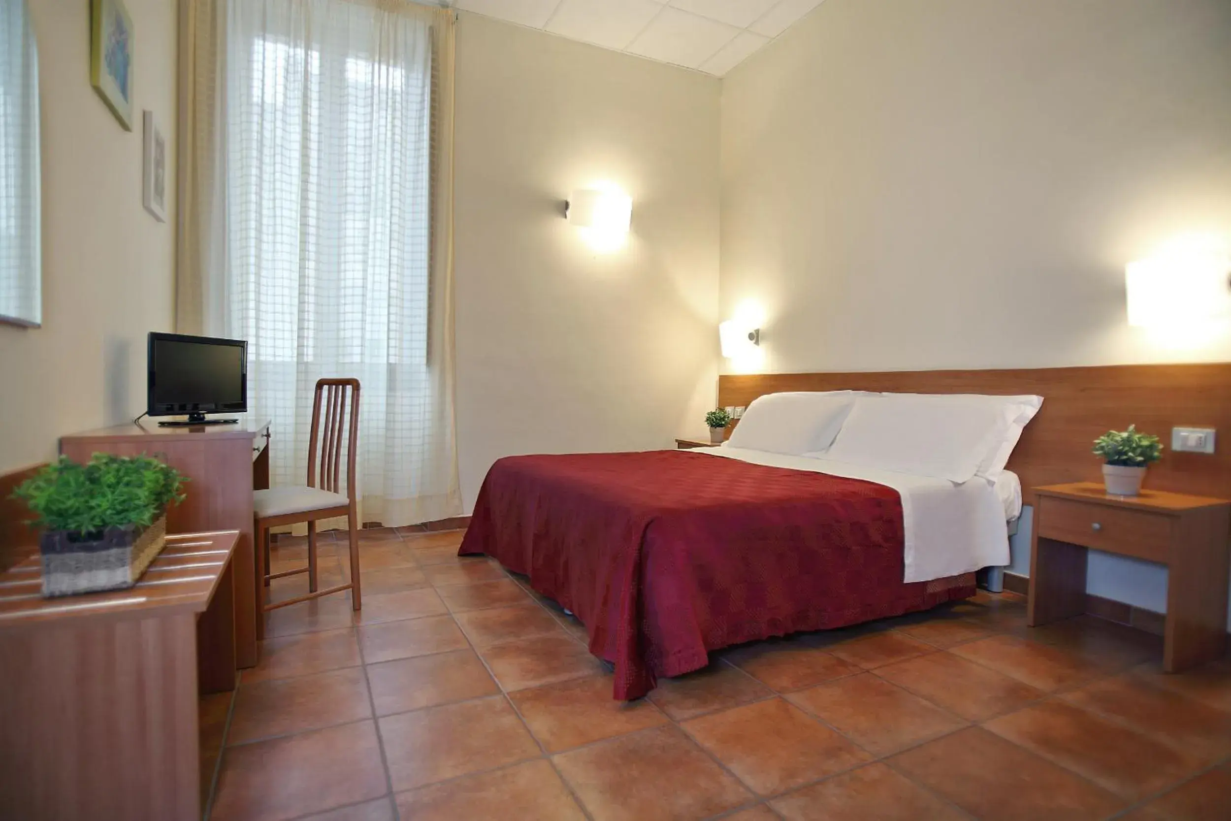 Photo of the whole room, Bed in Hotel Sant' Antonio