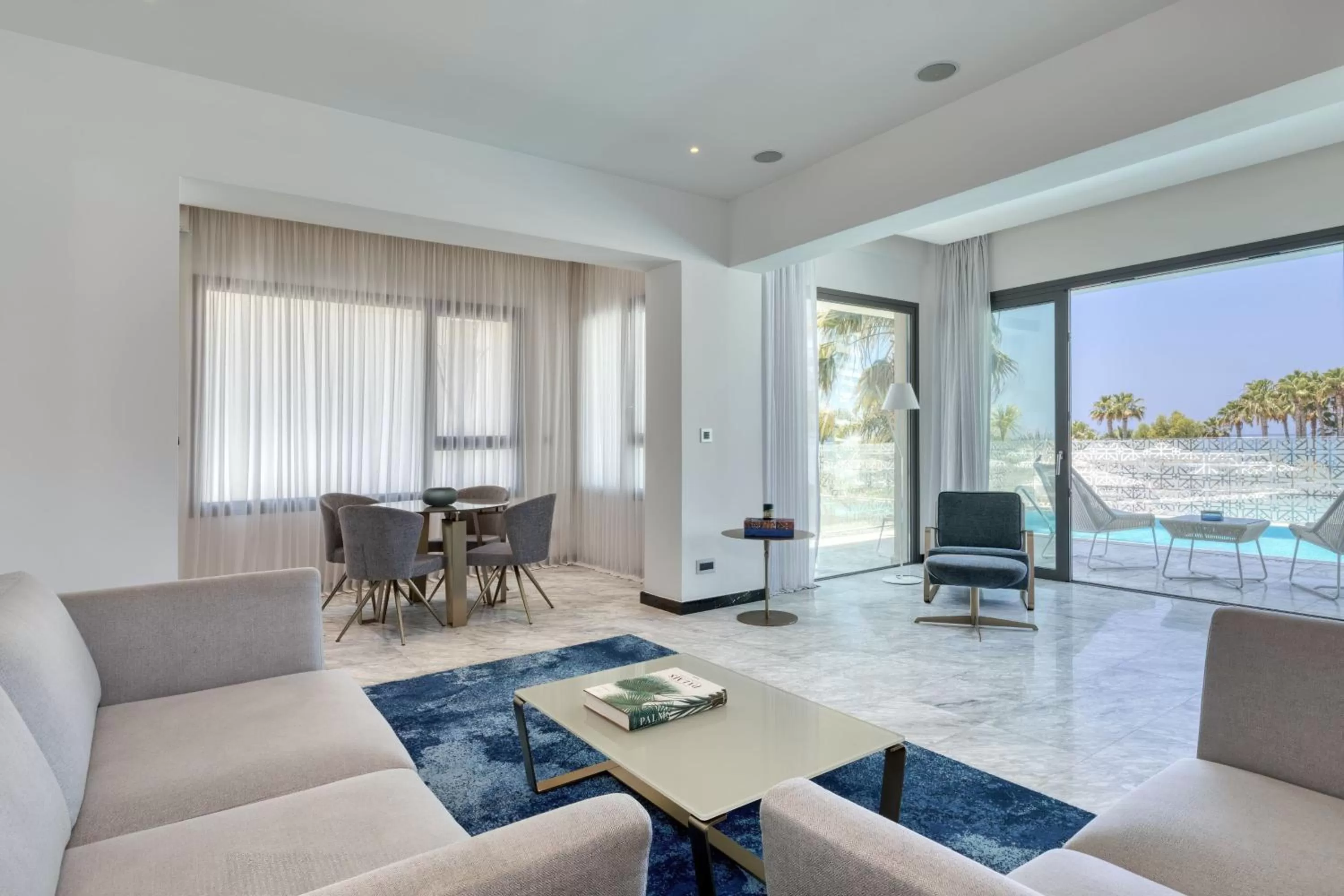 Bedroom in Parklane, a Luxury Collection Resort & Spa, Limassol