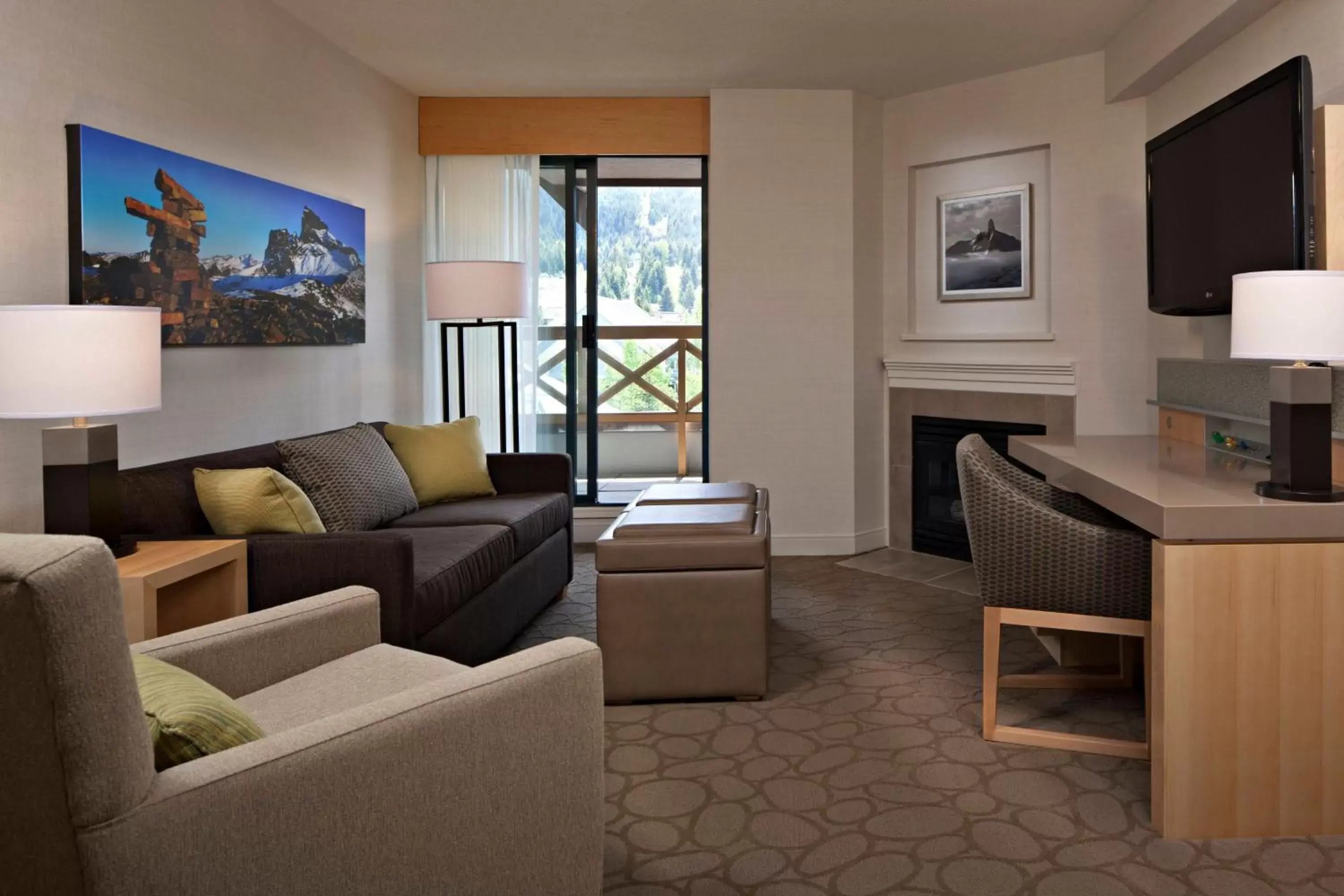 Living room, Seating Area in Delta Hotels by Marriott Whistler Village Suites