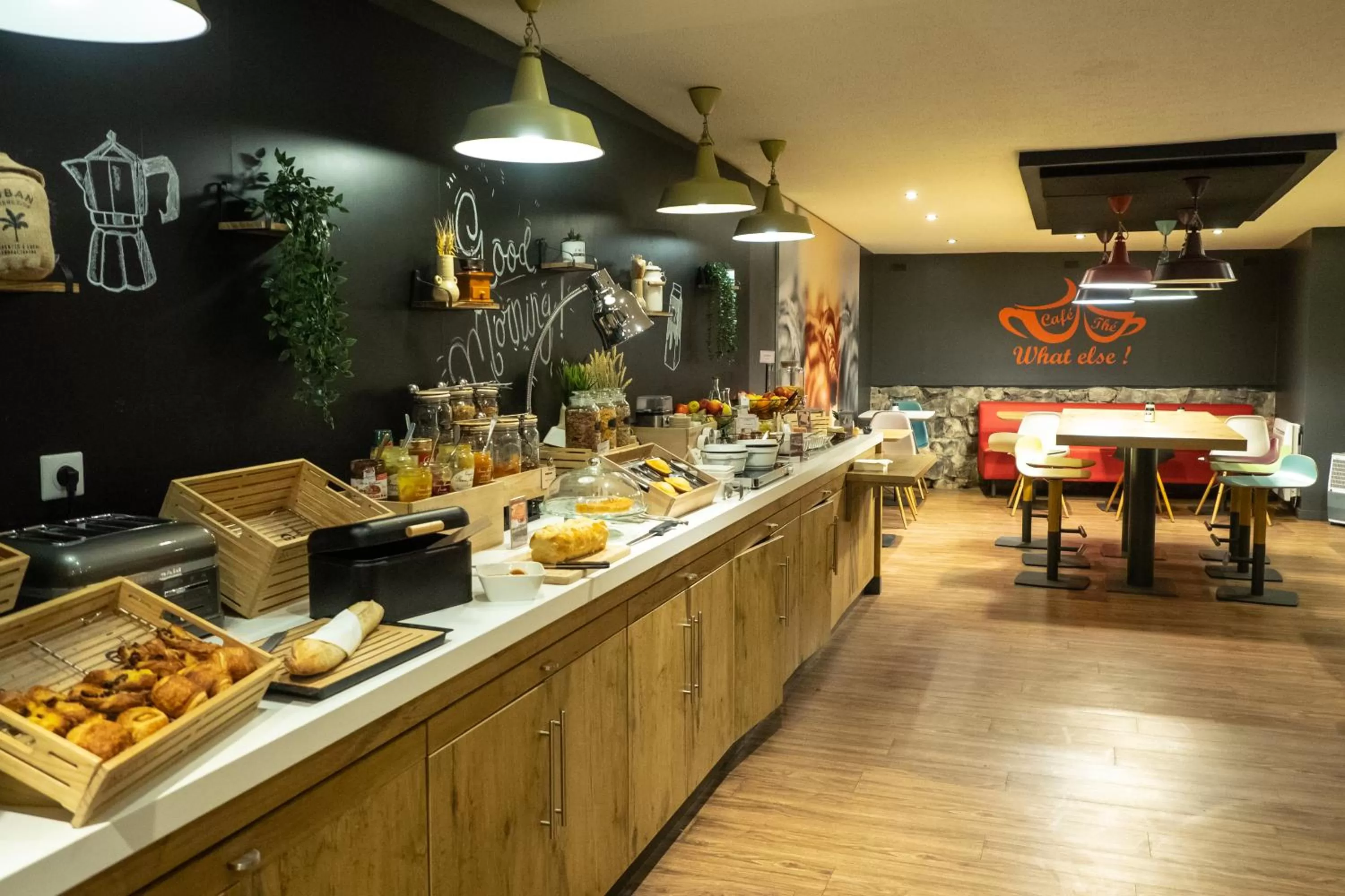 Breakfast in ibis Douai Centre