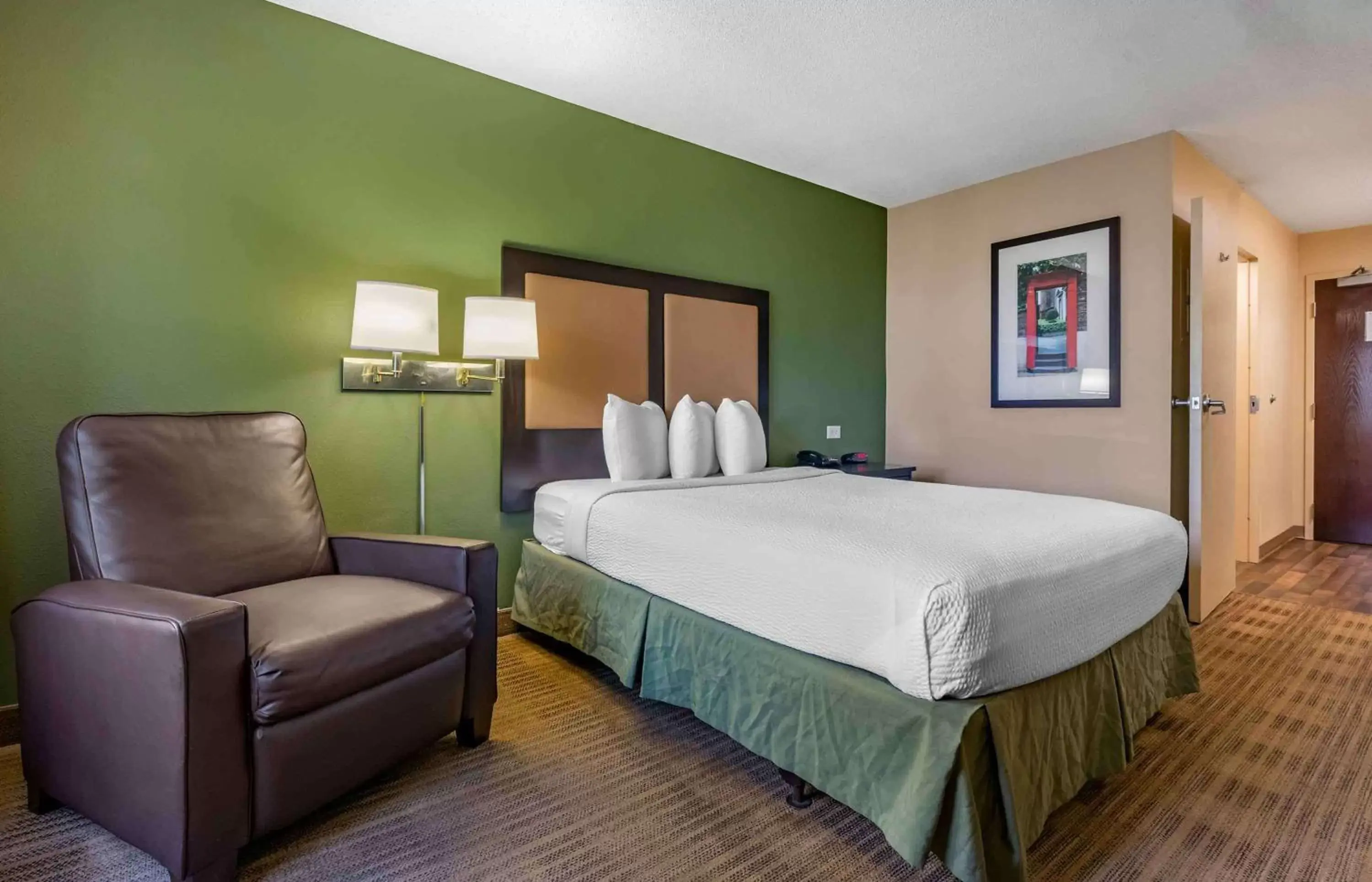 Bedroom, Bed in Extended Stay America Suites - Jacksonville - Riverwalk - Convention Center