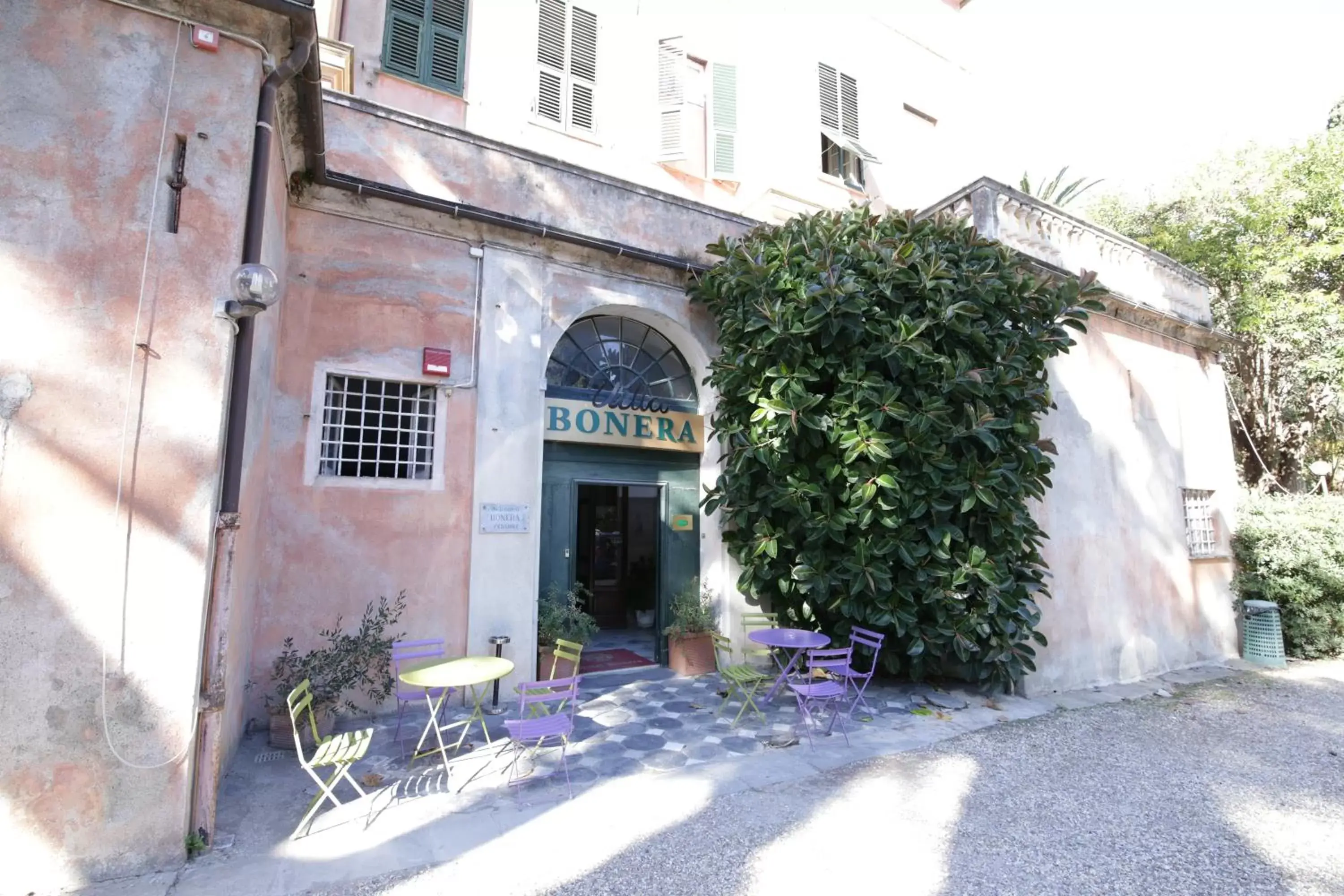 Facade/entrance, Property Building in Hotel Villa Bonera