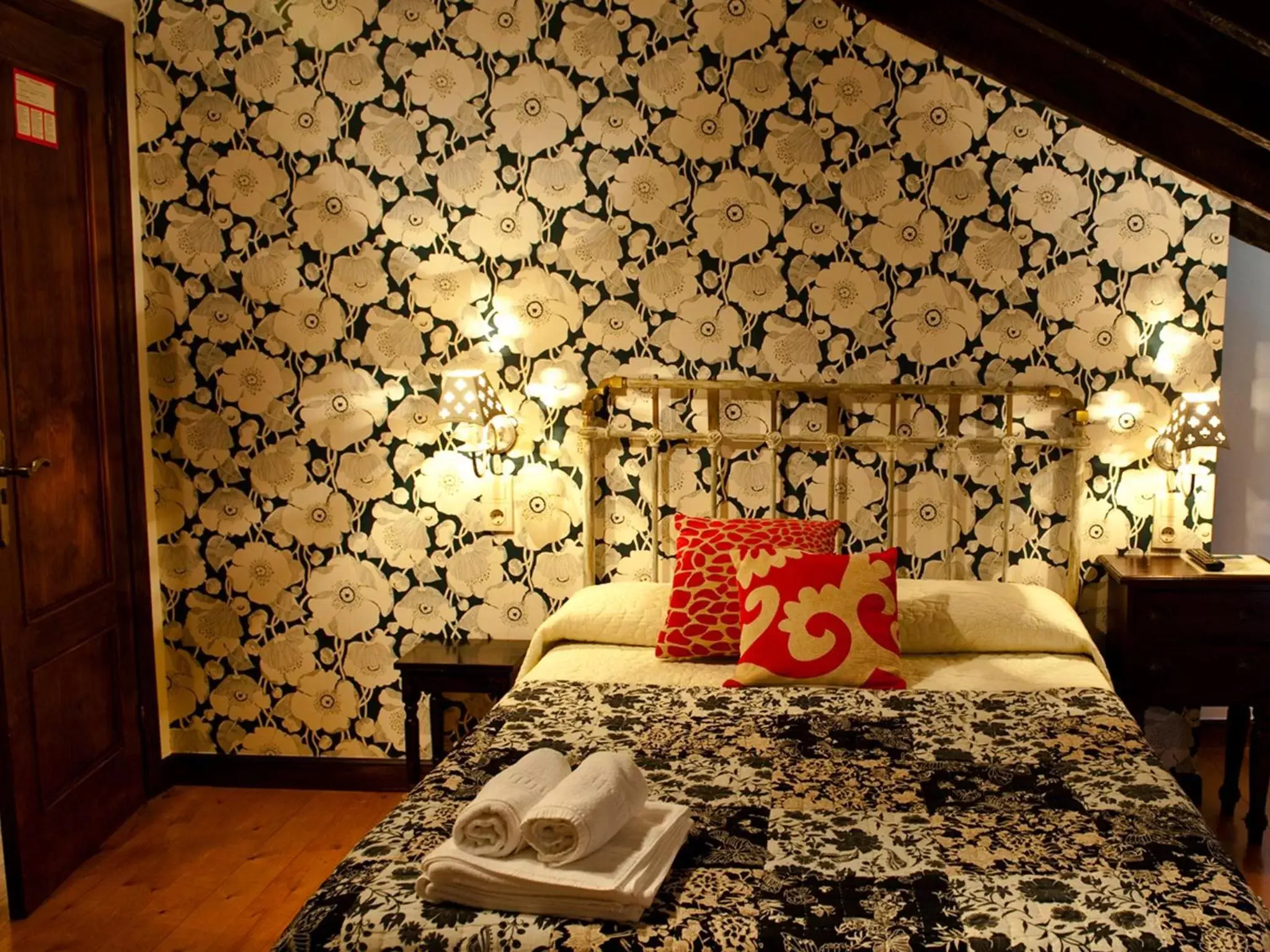 Photo of the whole room, Bed in Posada Santa Ana