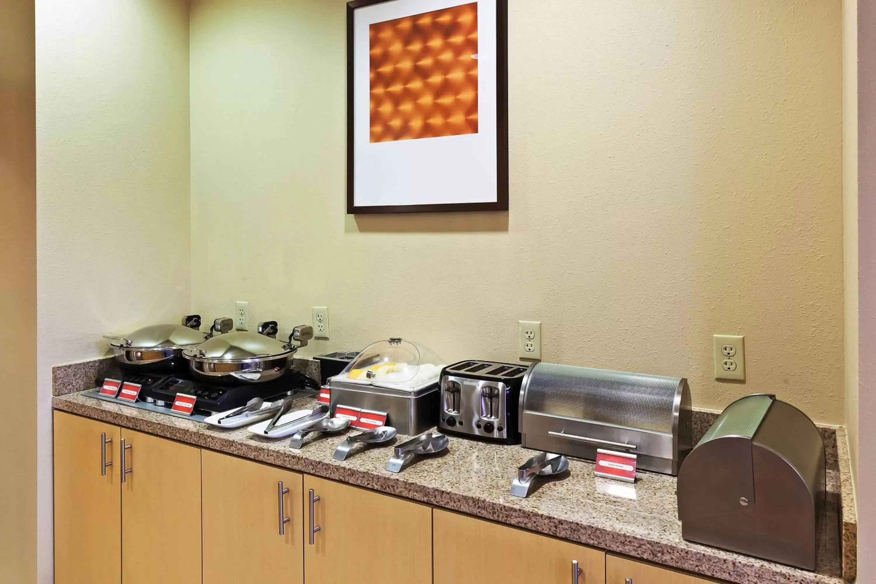 Breakfast in TownePlace Suites by Marriott Tulsa North/Owasso