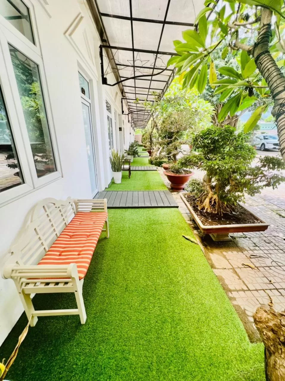 Balcony/Terrace in D'Villa Hotel - Homestay