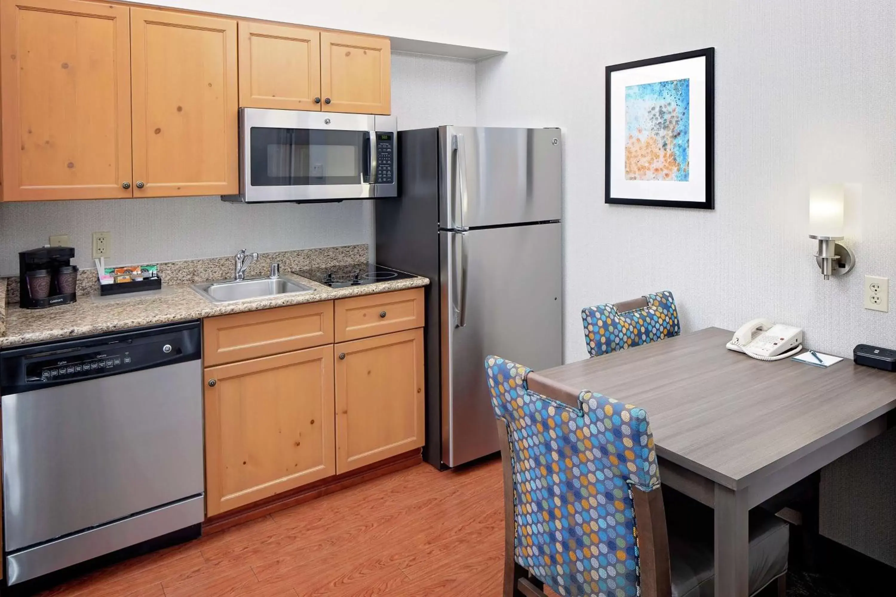 Kitchen or kitchenette, Kitchen/Kitchenette in Homewood Suites by Hilton Colorado Springs-North