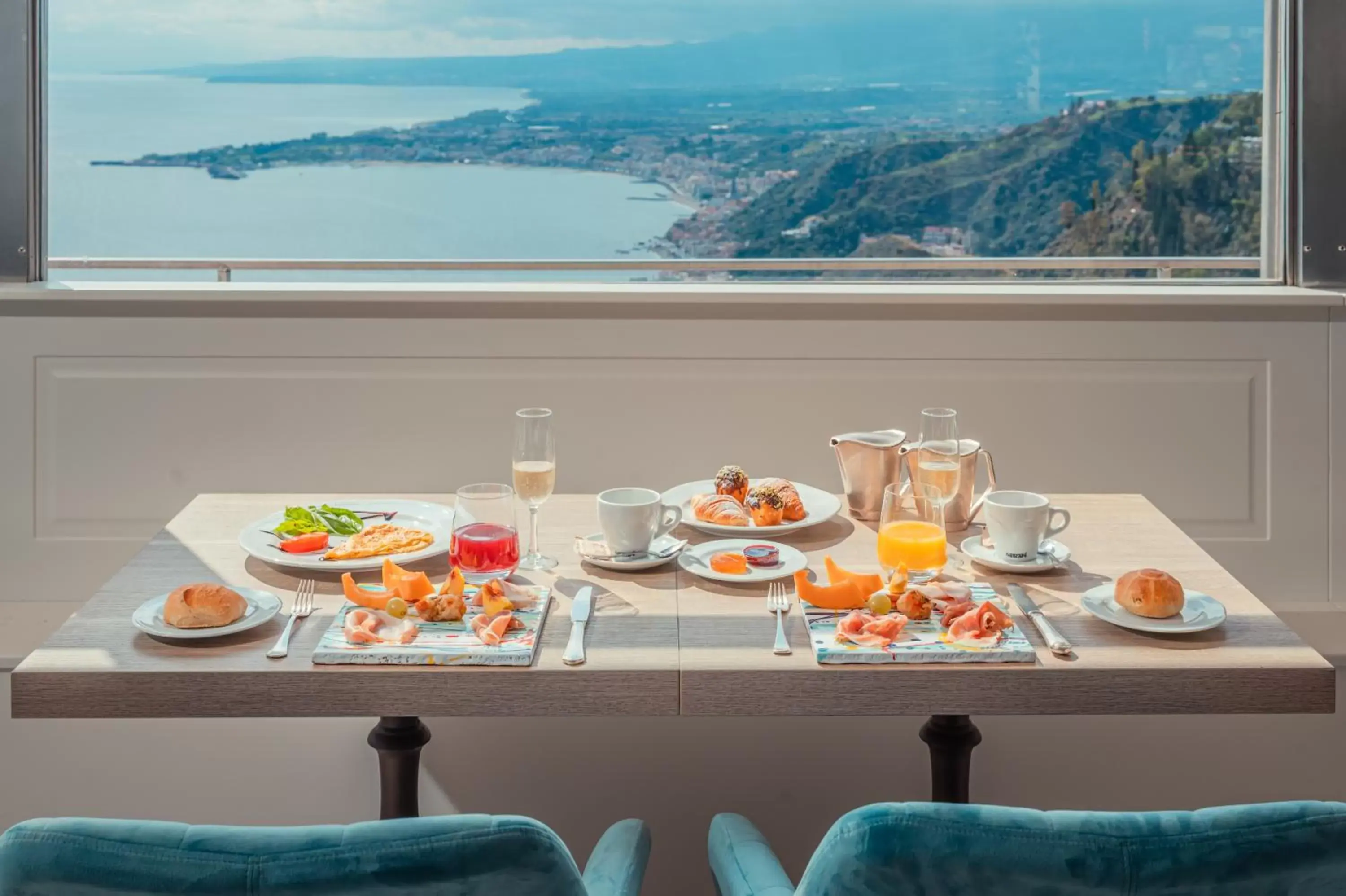 Breakfast in Hotel Villa Paradiso
