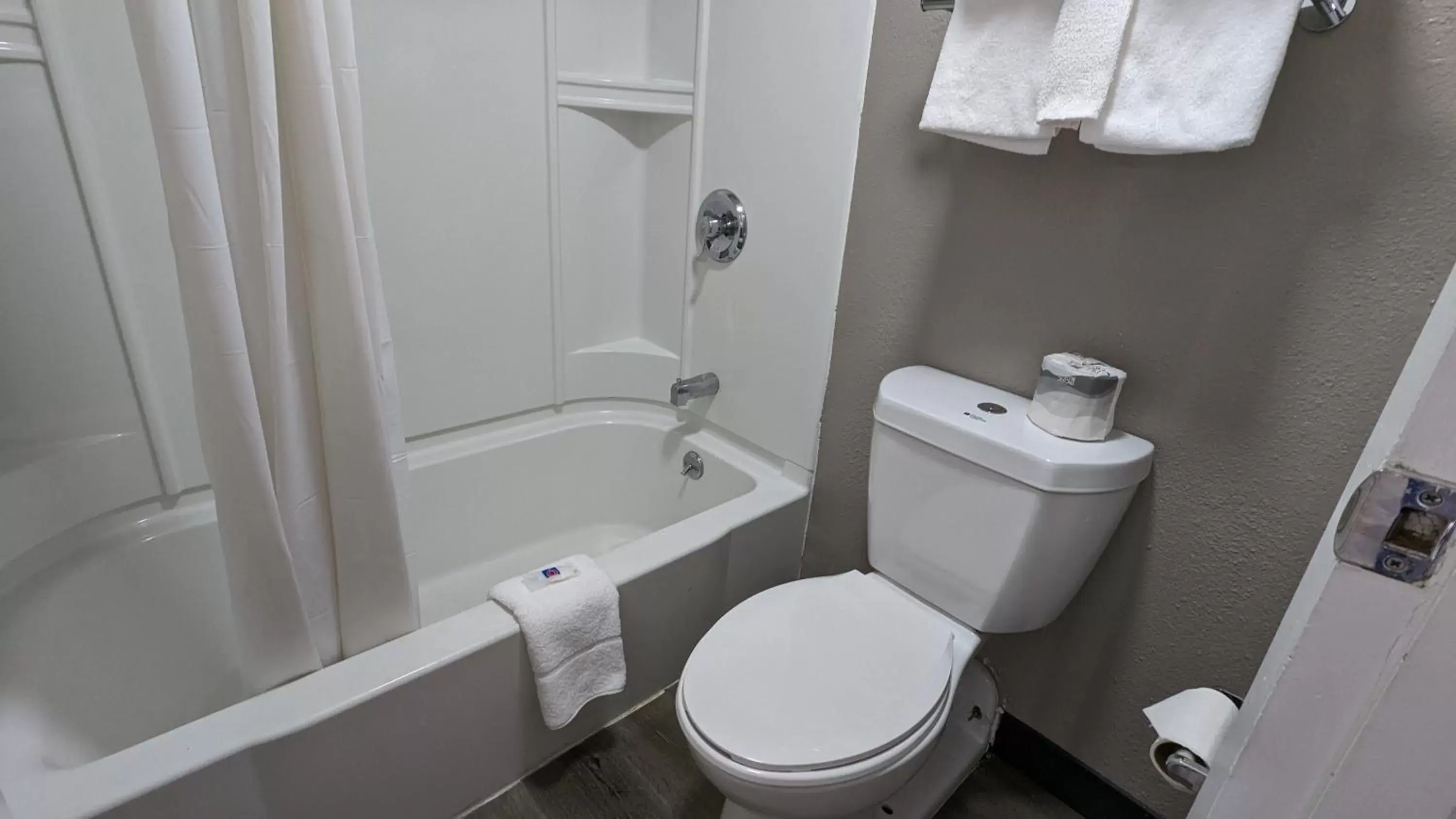 Shower, Bathroom in Motel 6-Leominster, MA