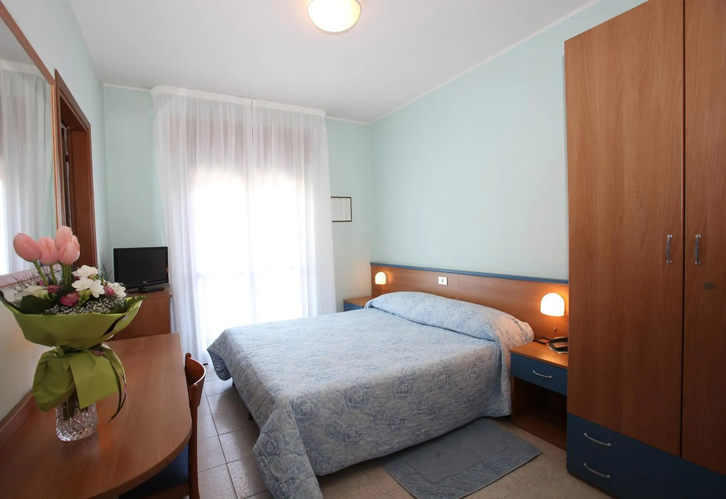 Bedroom, Bed in Albergo Ridente