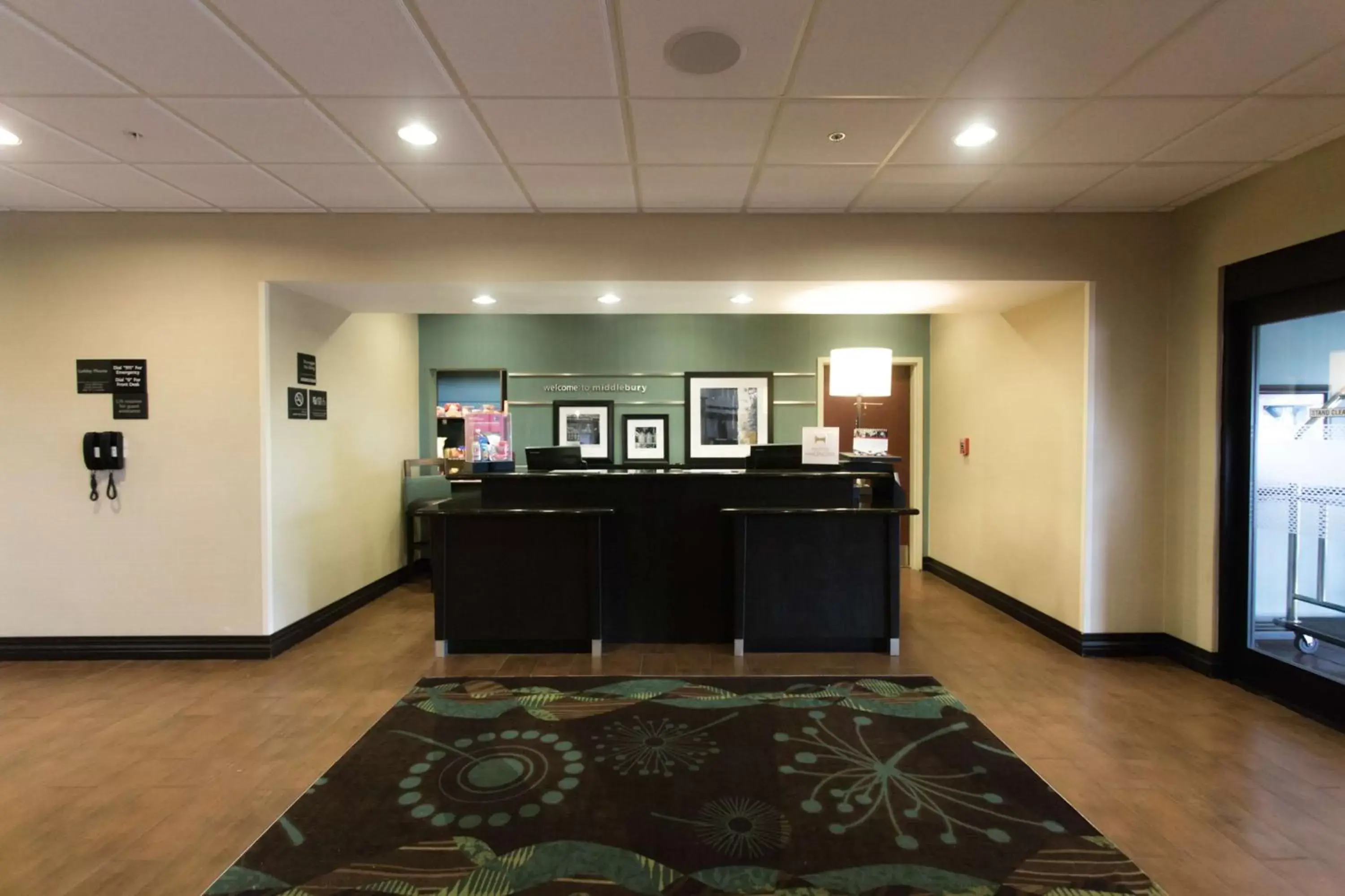 Lobby or reception in Hampton Inn & Suites Middlebury