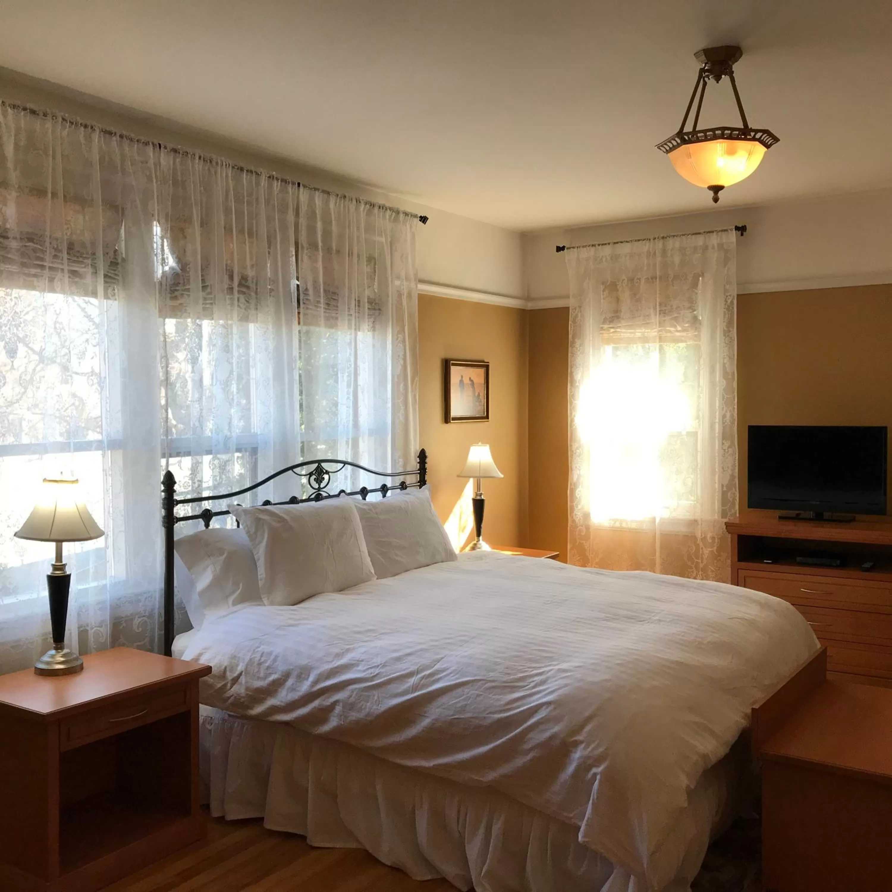 Bed in Stirling House