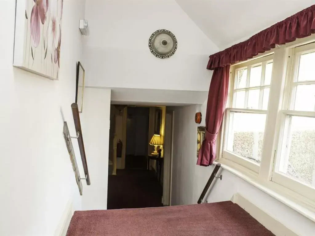 Lobby or reception, TV/Entertainment Center in The Castle Inn Hotel