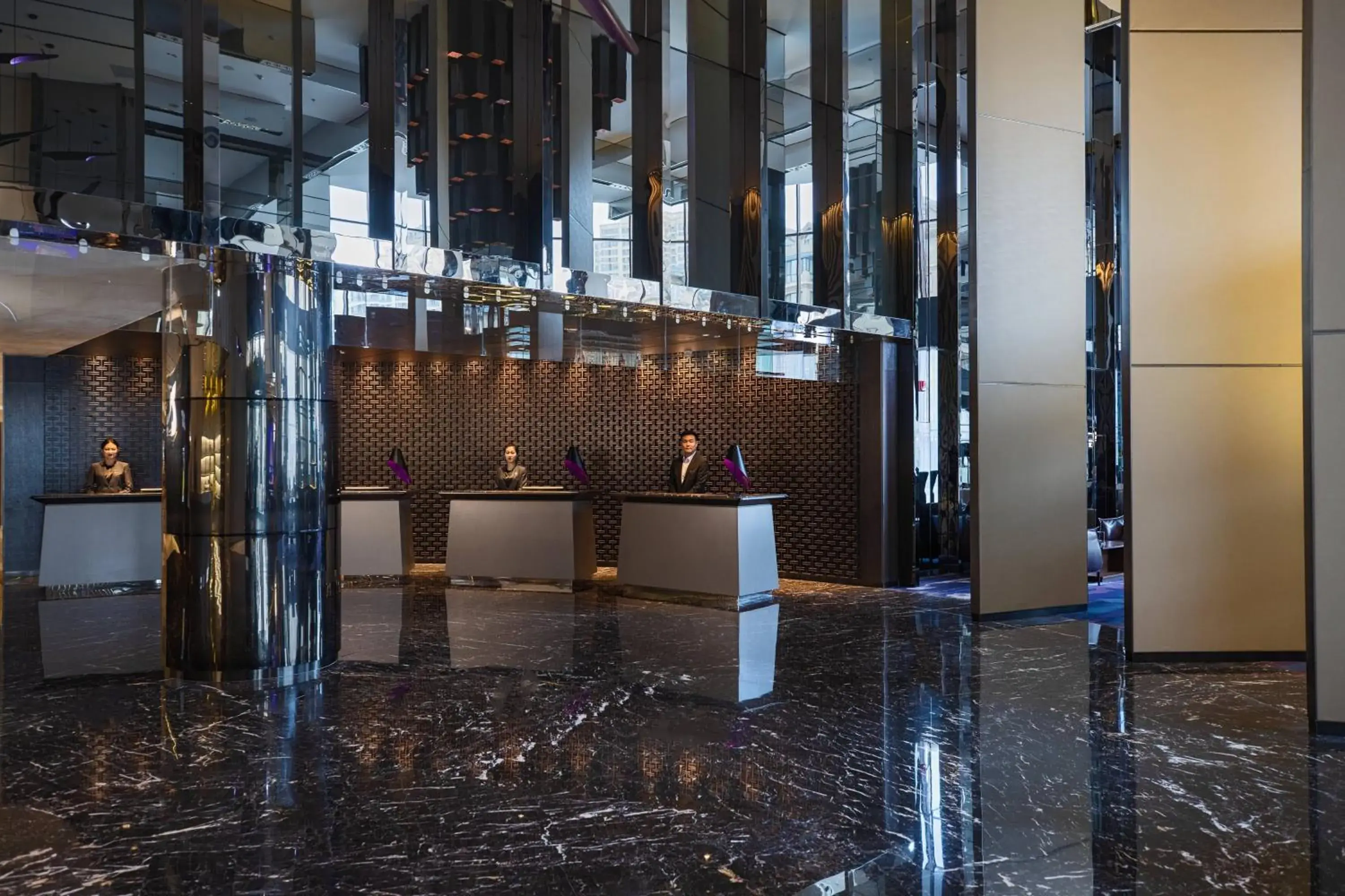 Lobby or reception in Renaissance Shenyang West Hotel