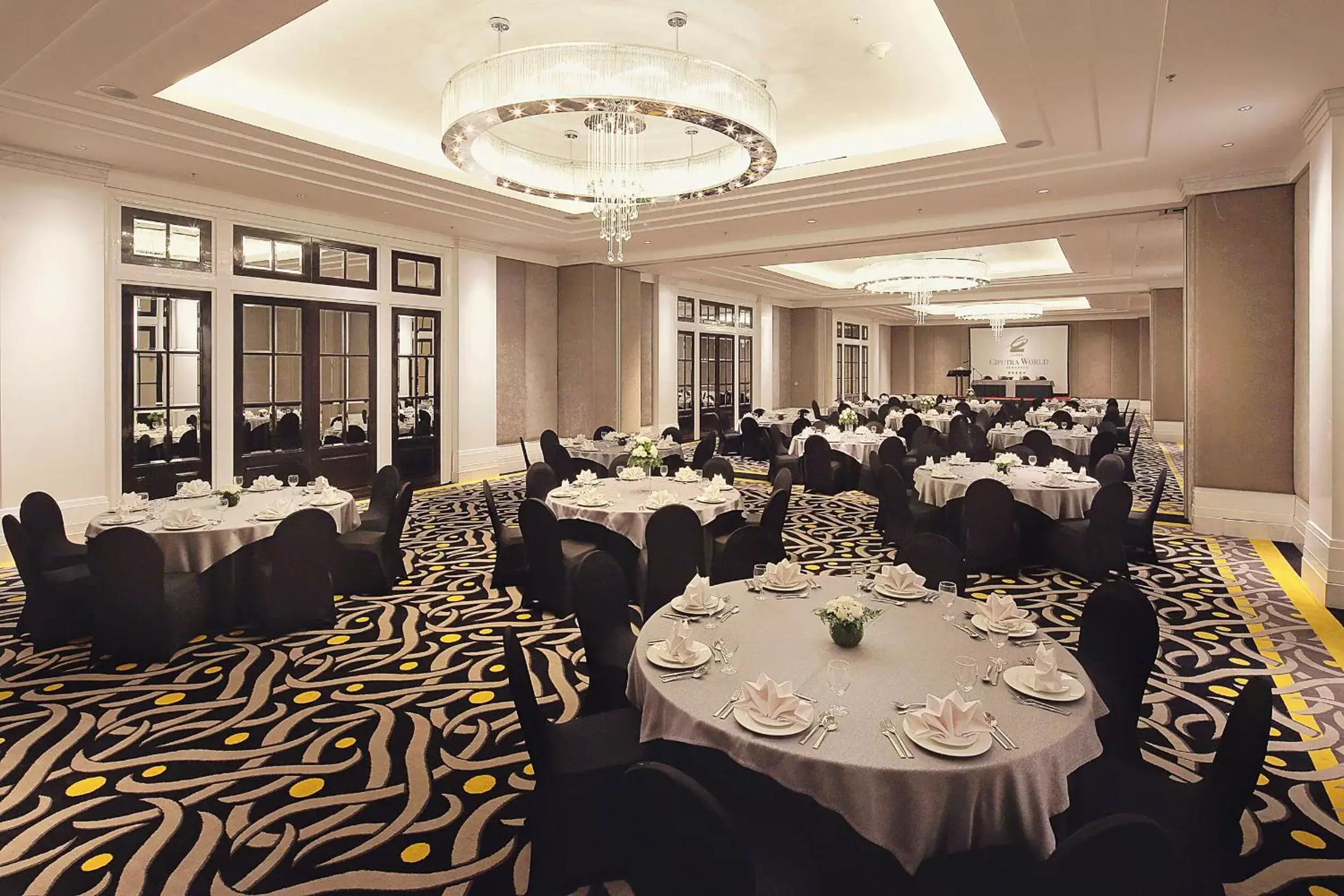 Restaurant/places to eat, Banquet Facilities in Hotel Ciputra World Surabaya managed by Swiss-Belhotel International