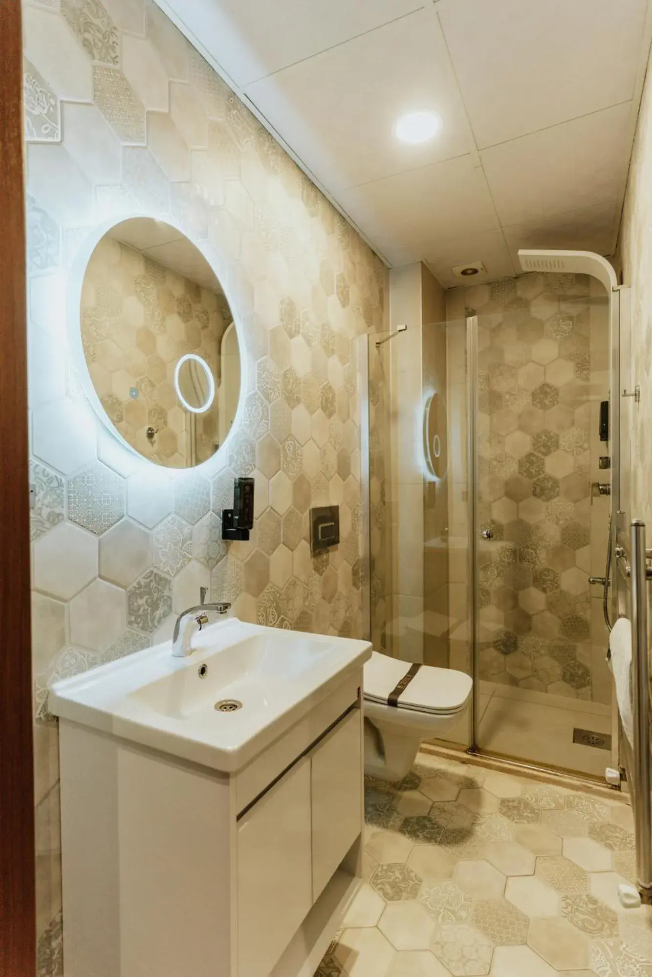 Bathroom in Hotel Concept Royal