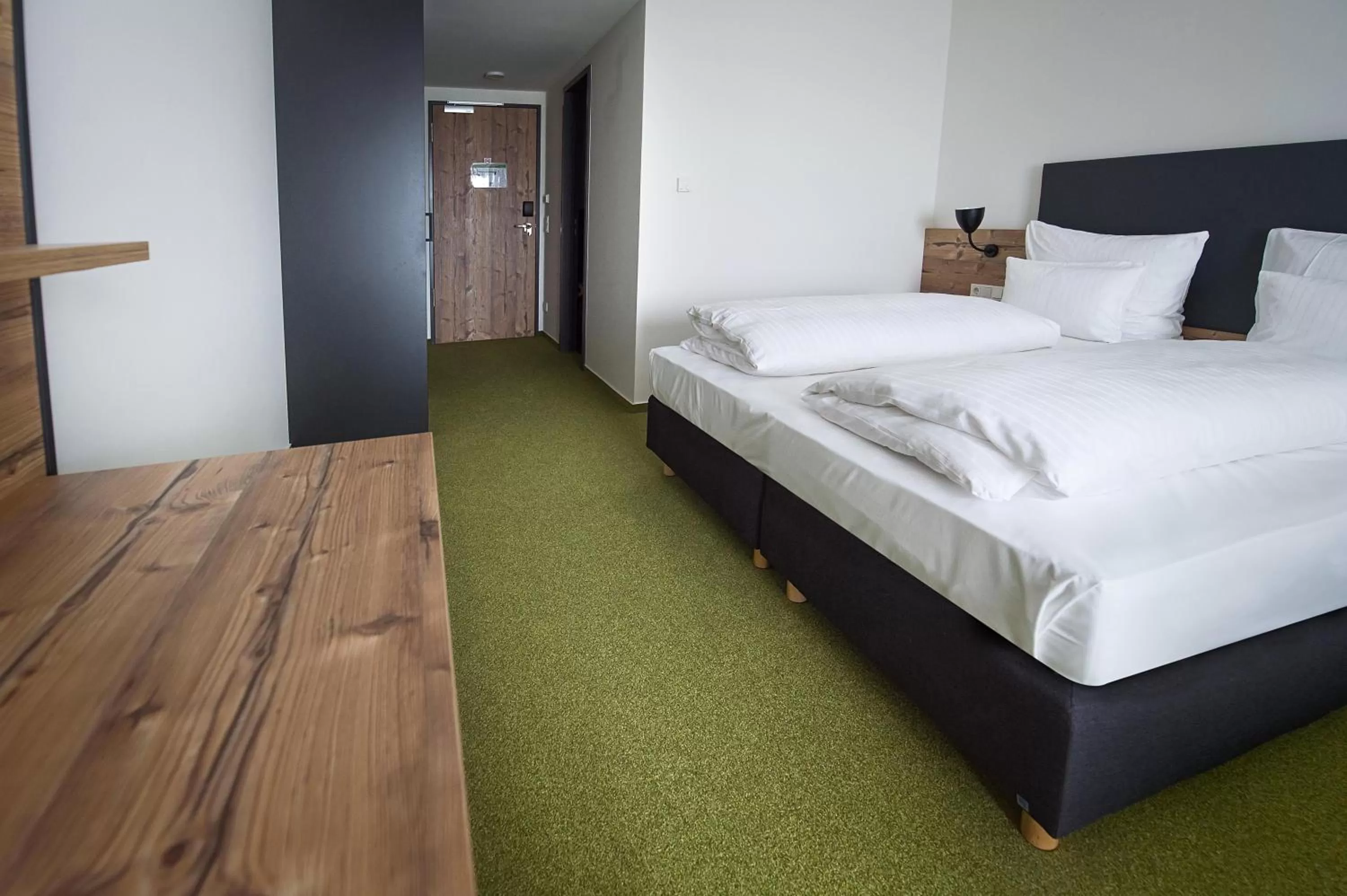 Photo of the whole room, Bed in Alb Inn - Hotel & Apartments