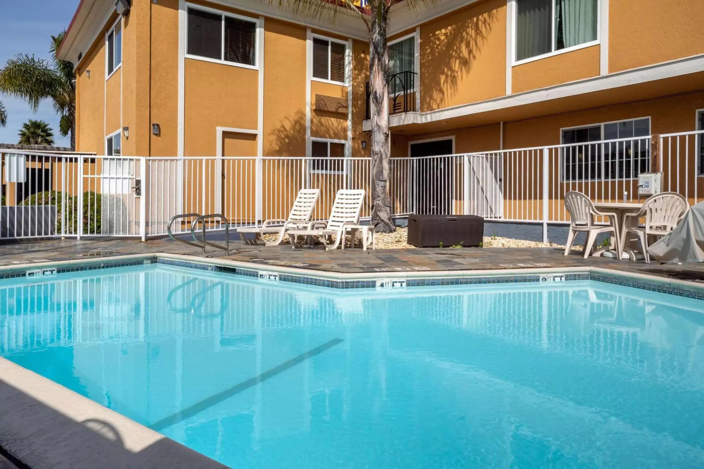 On site, Swimming Pool in Comfort Inn Castro Valley
